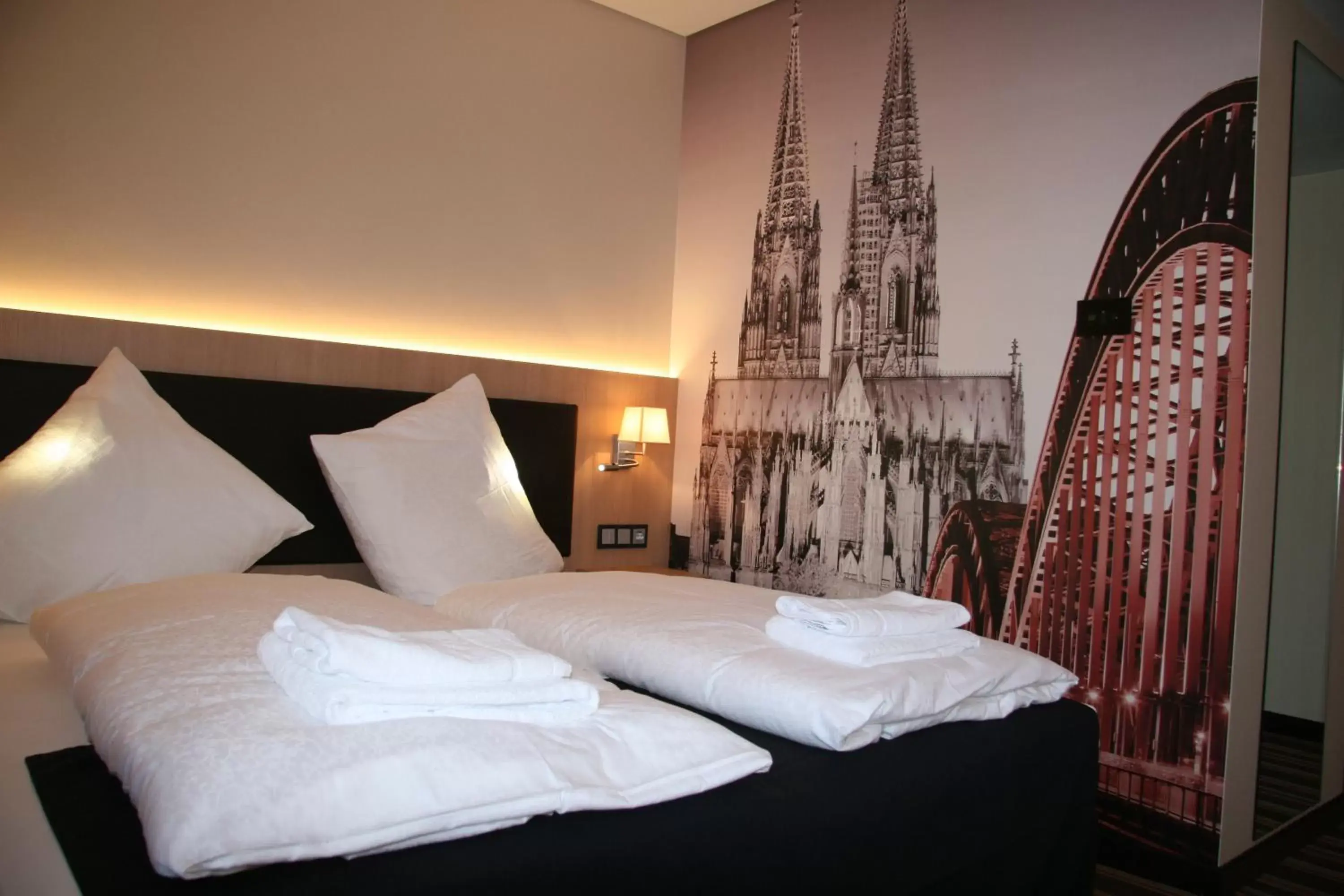 Bedroom, Bed in Hotel Fortune Bedroom, Bed in Hotel Fortune