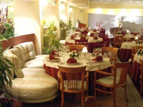 Restaurant/places to eat in Philippion