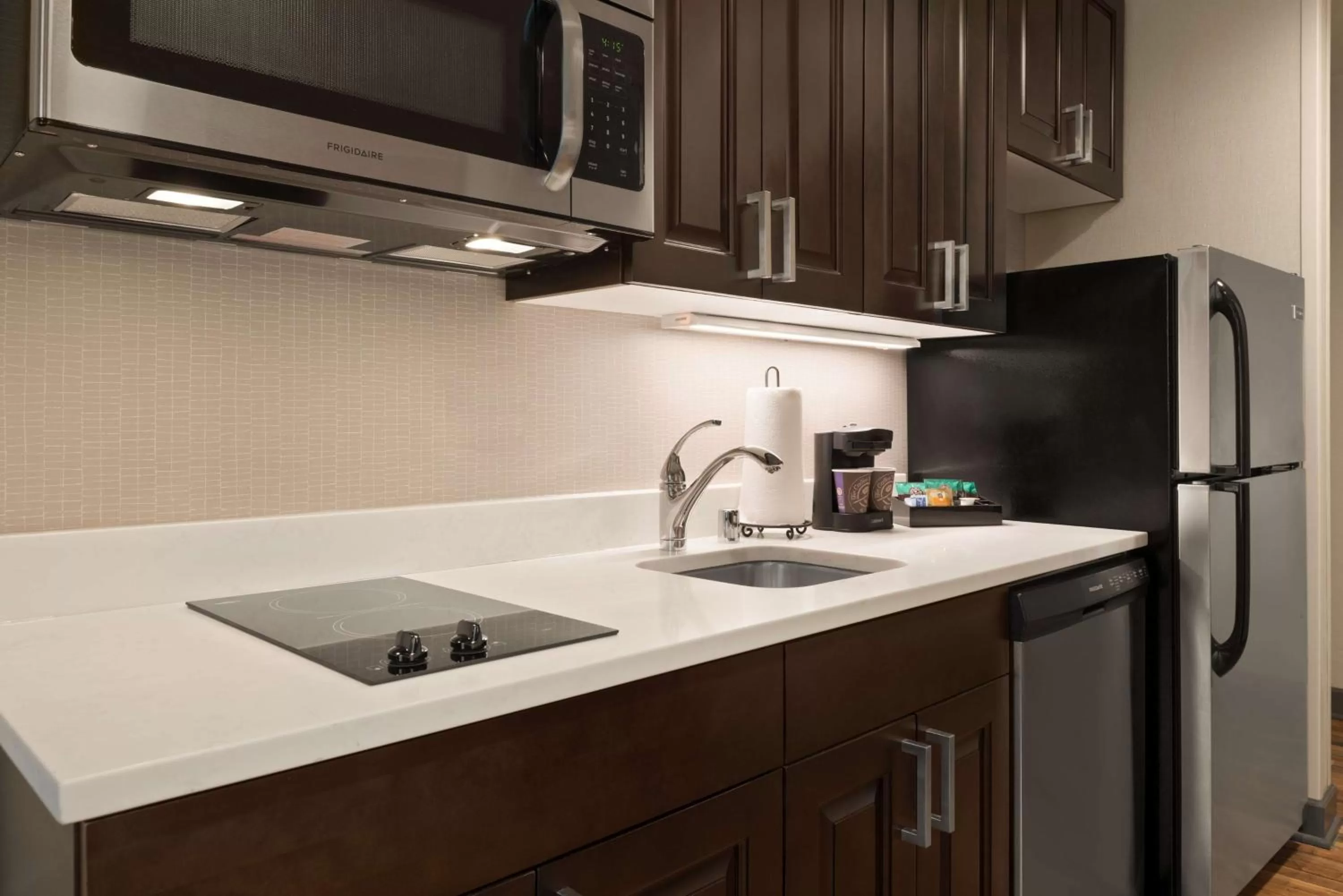 Kitchen or kitchenette in Homewood Suites By Hilton Milwaukee Downtown