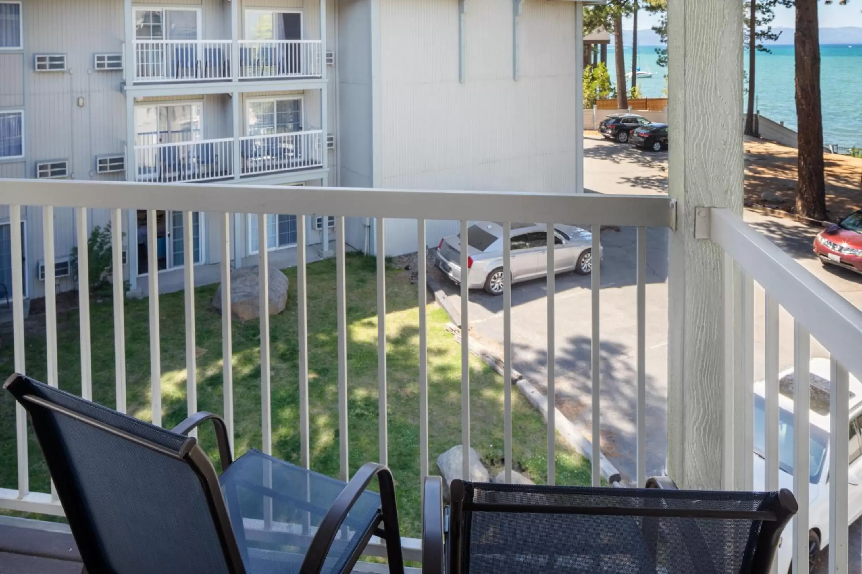 Garden view in Beach Retreat & Lodge at Tahoe Garden view in Beach Retreat & Lodge at Tahoe