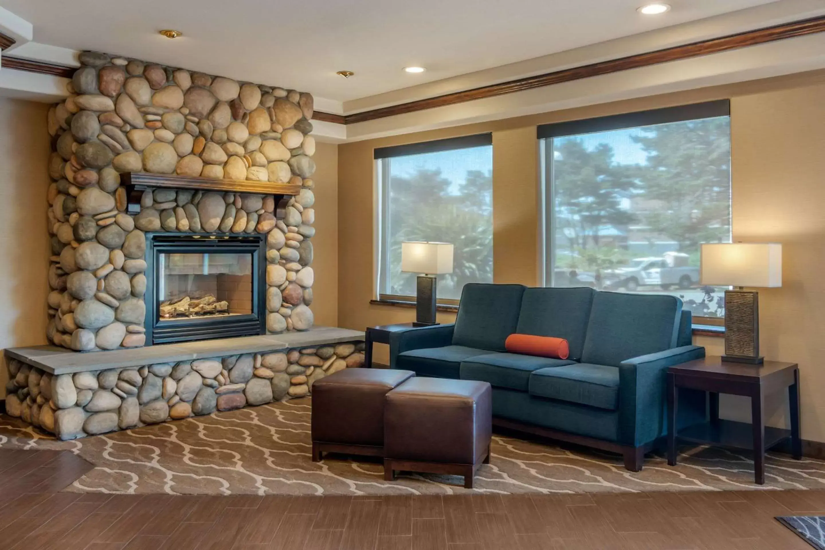 Lobby or reception, Seating Area in Comfort Inn & Suites Lincoln City
