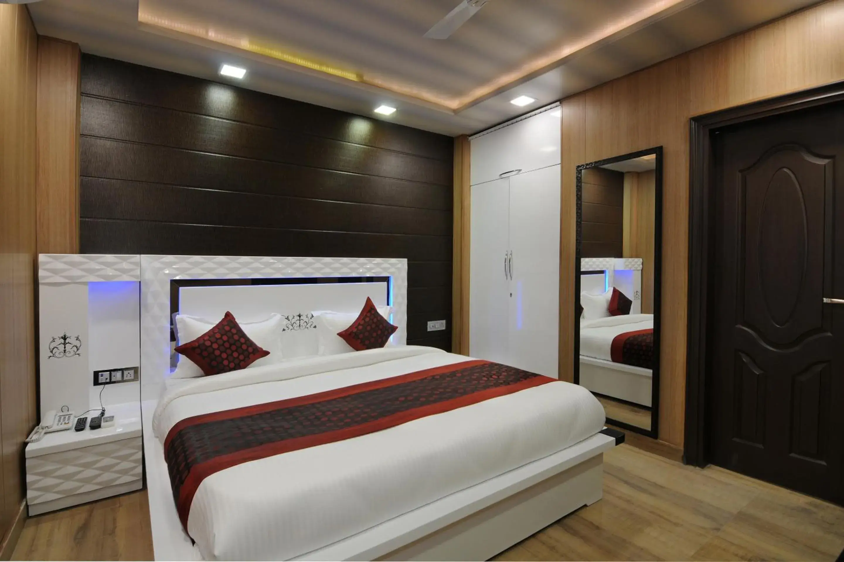 Bedroom in OYO Flagship Flyover Inn