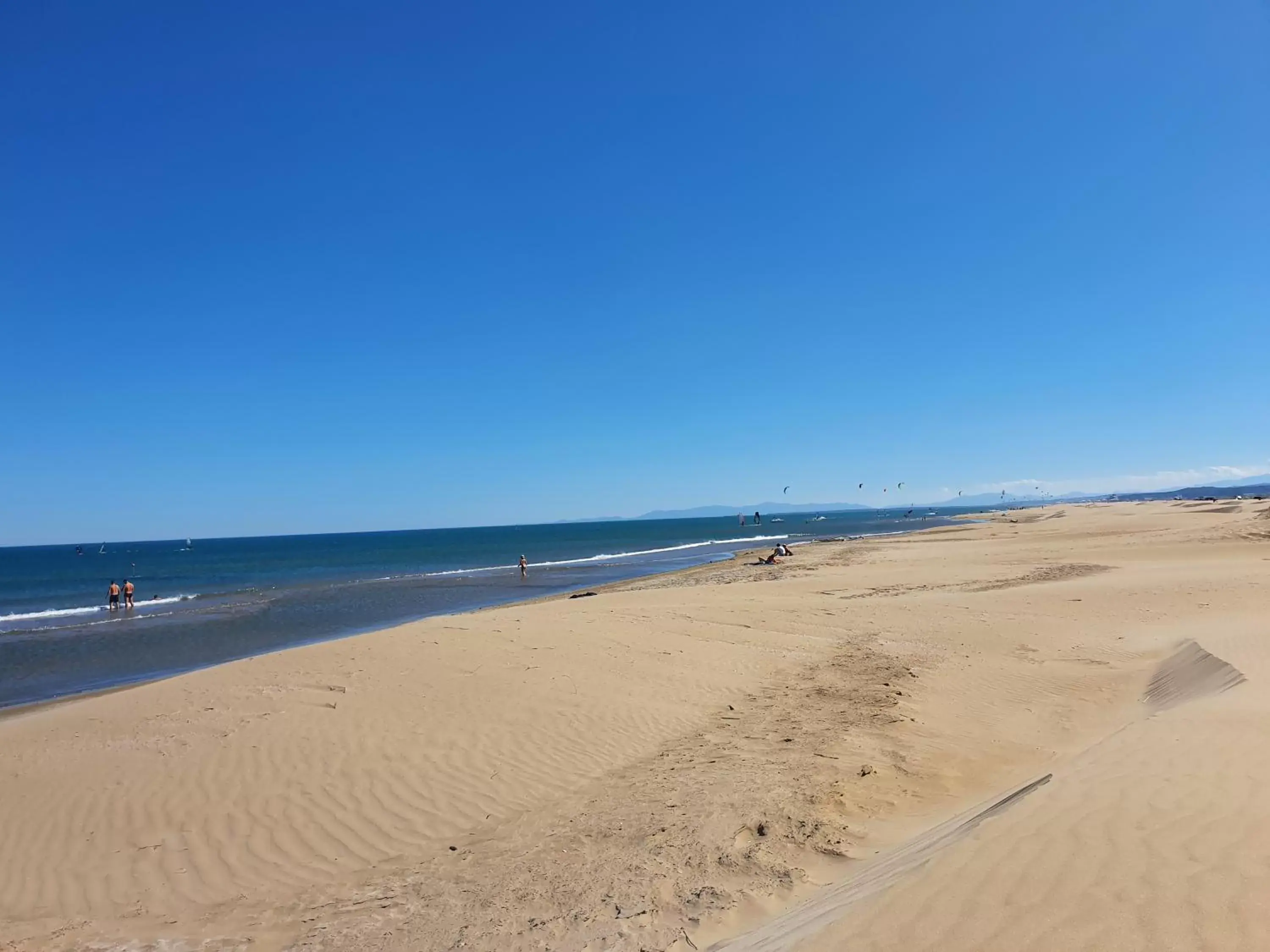 Beach in Hôtel L'Alsace-Gare sncf