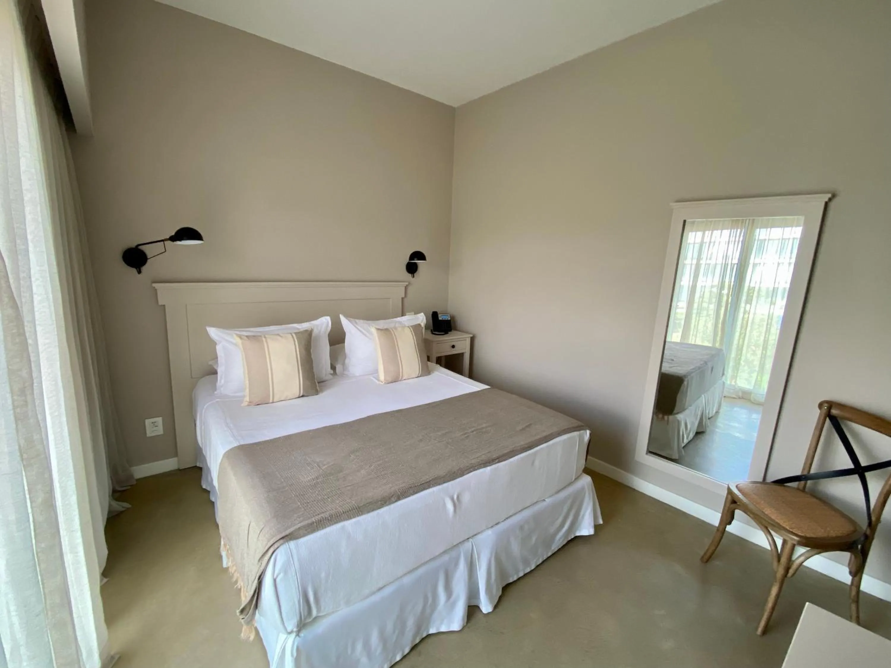 Bedroom, Bed in Serena Hotel - Punta del Este - Unico sobre la Playa