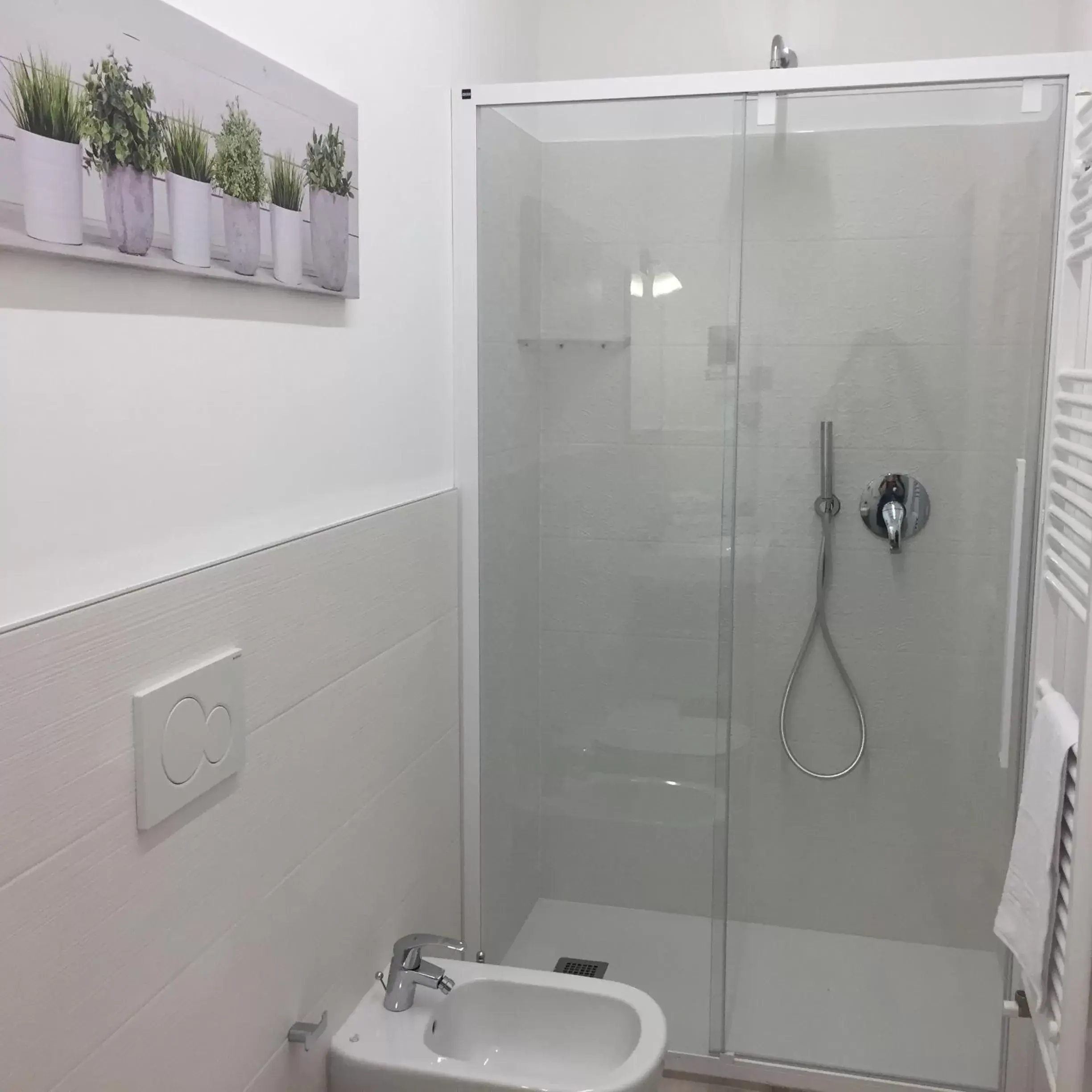 Shower, Bathroom in Residenza Elisa
