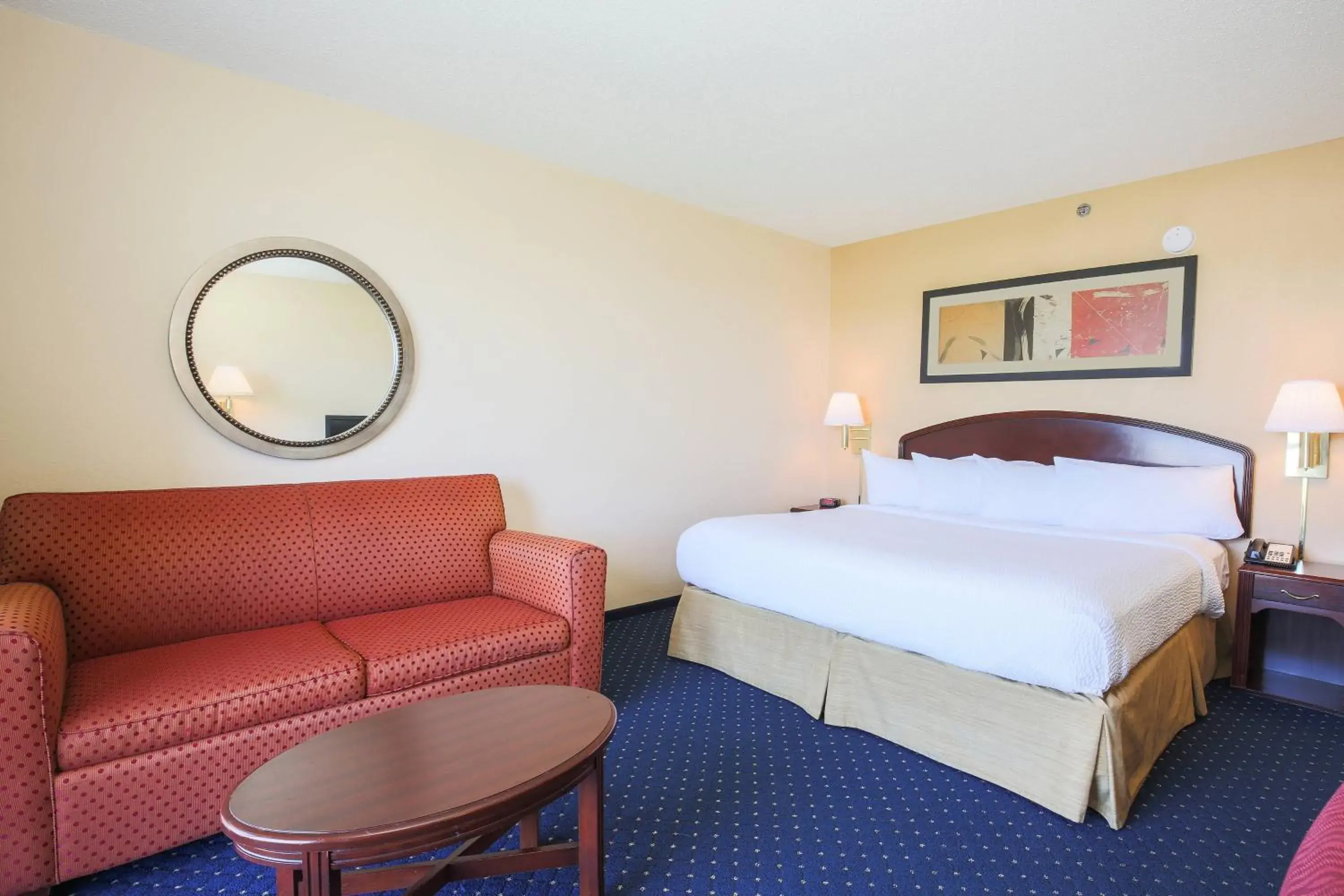 Living room, Bed in Courtyard by Marriott Flint Grand Blanc