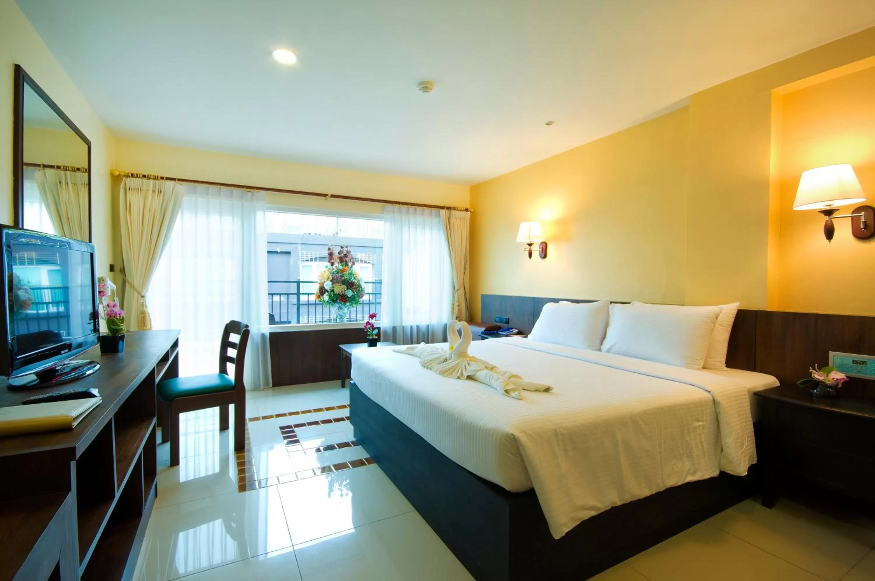 Bedroom, Bed in Baywalk Residence Pattaya