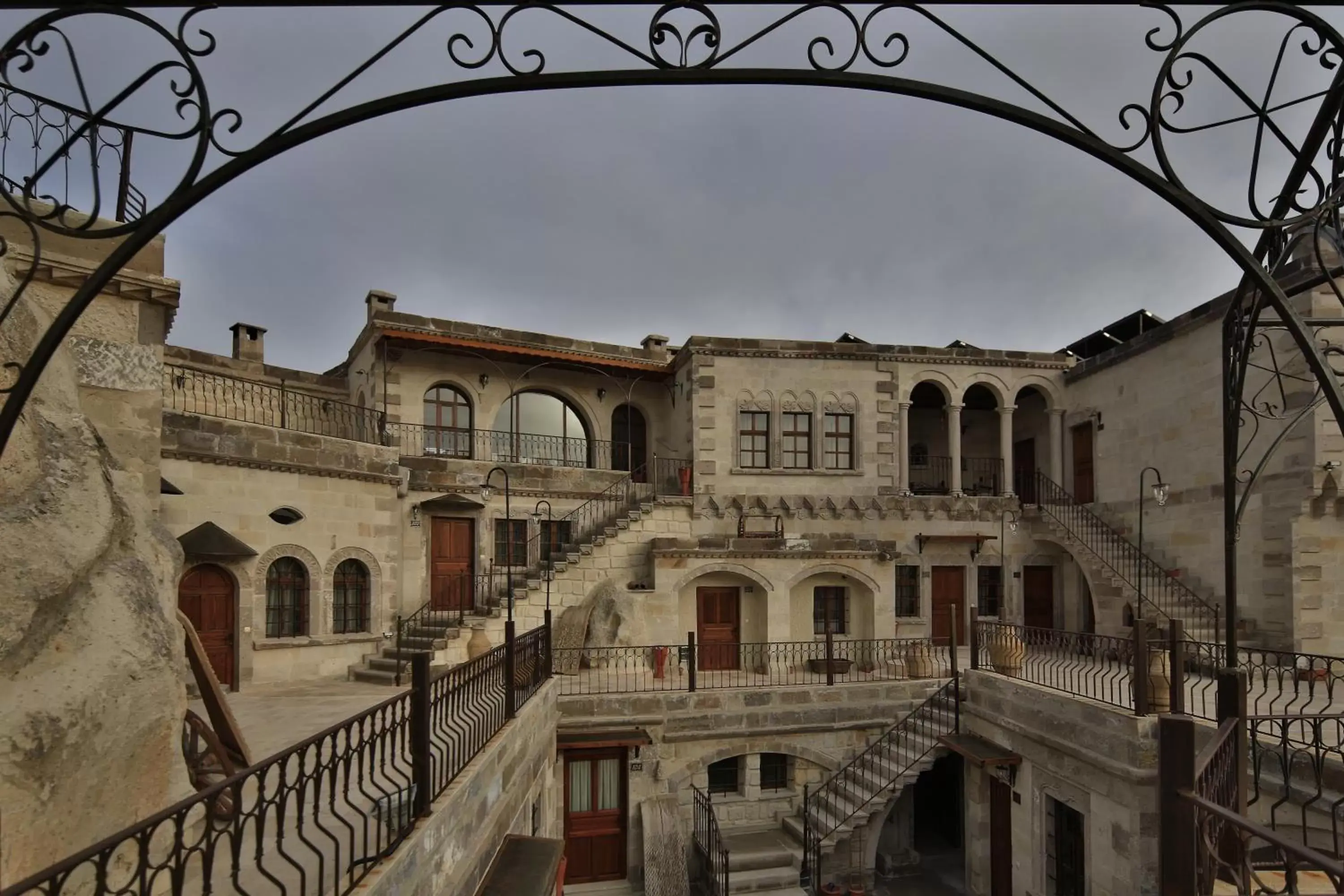 Facade/entrance in Harman Cave Hotel