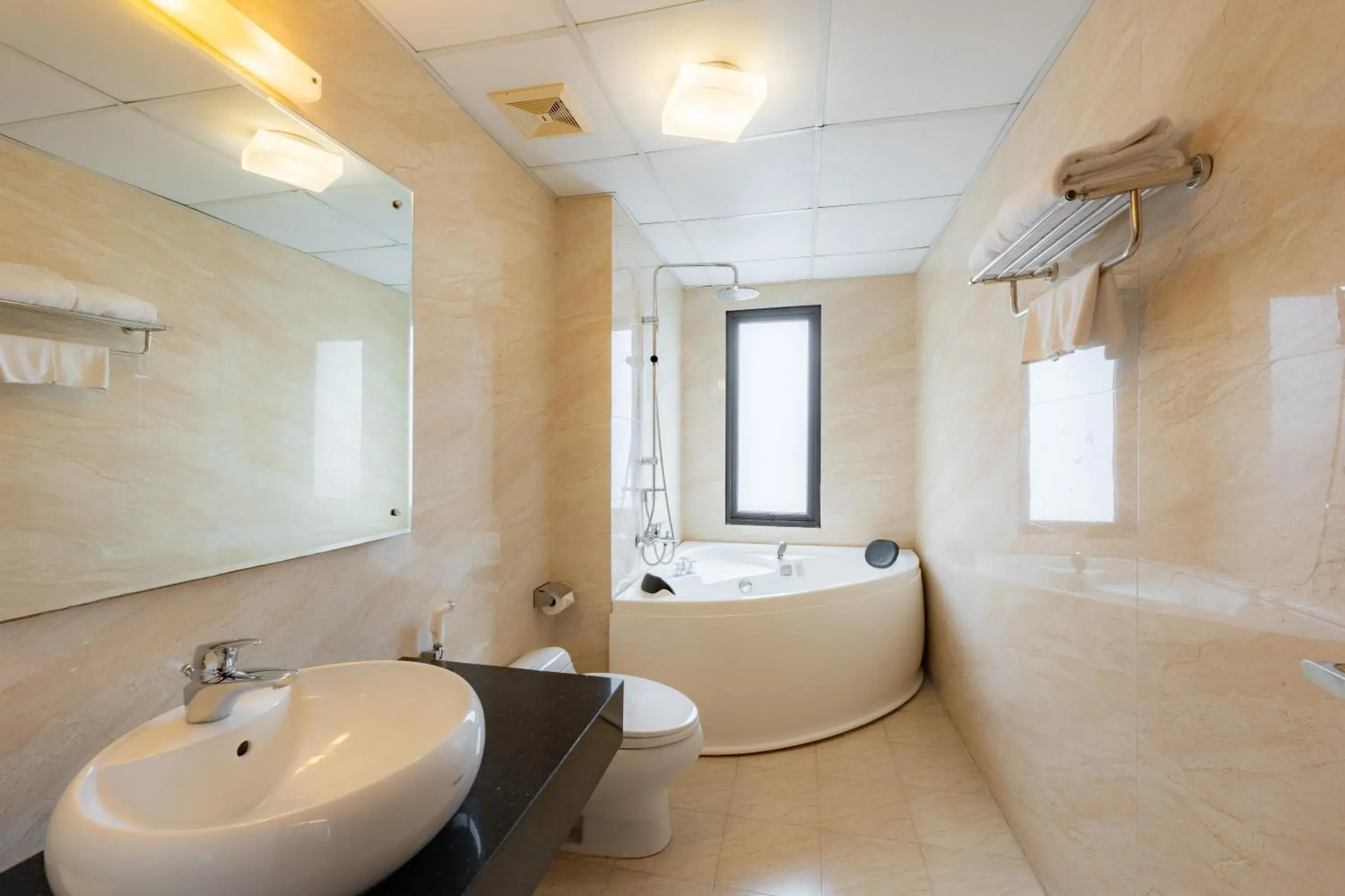 Bathroom in Riverside Hanoi Hotel