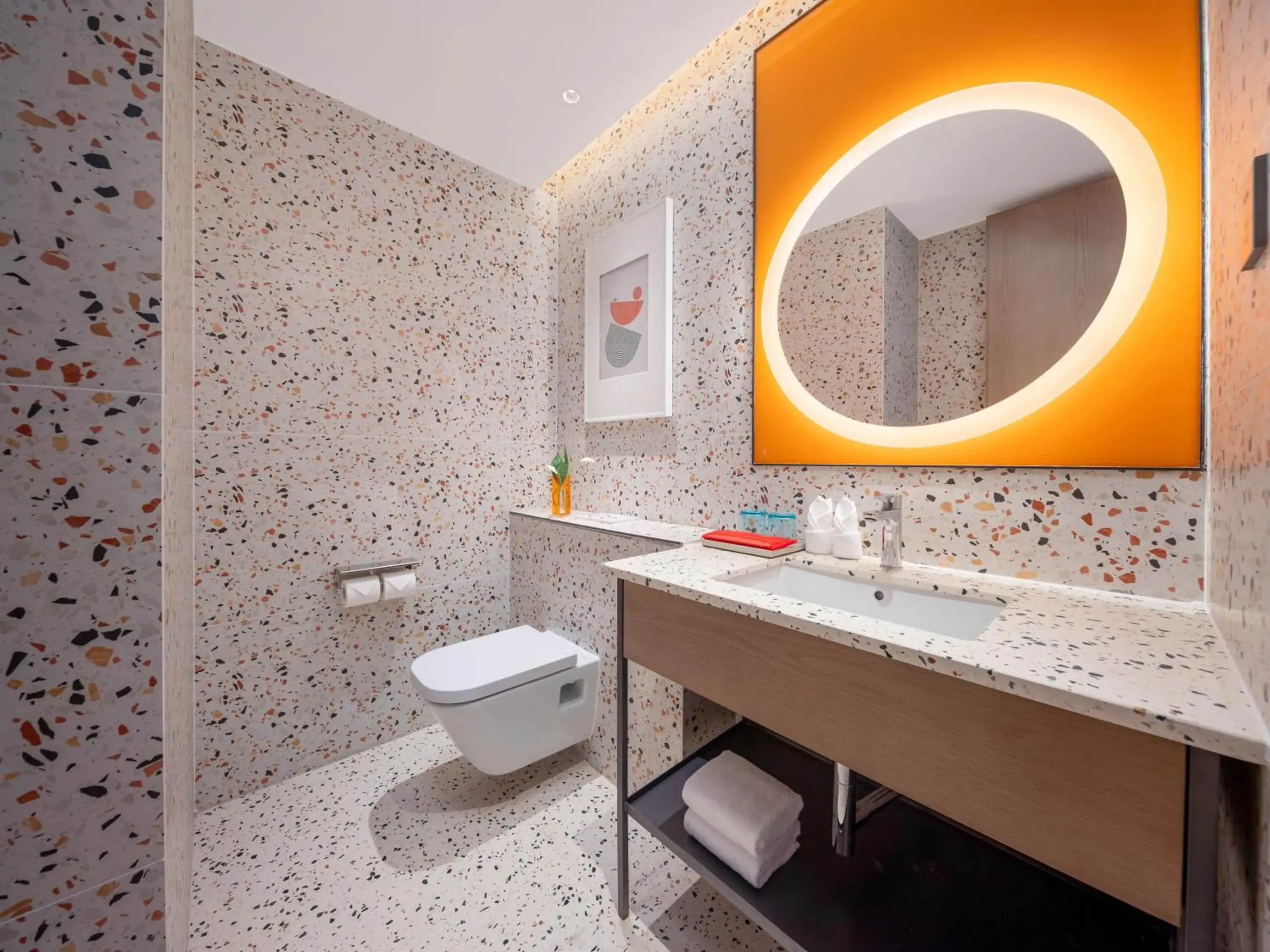 Toilet, Bathroom in EVEN Hotels Shenzhen Guangming Cloud Park, an IHG Hotel