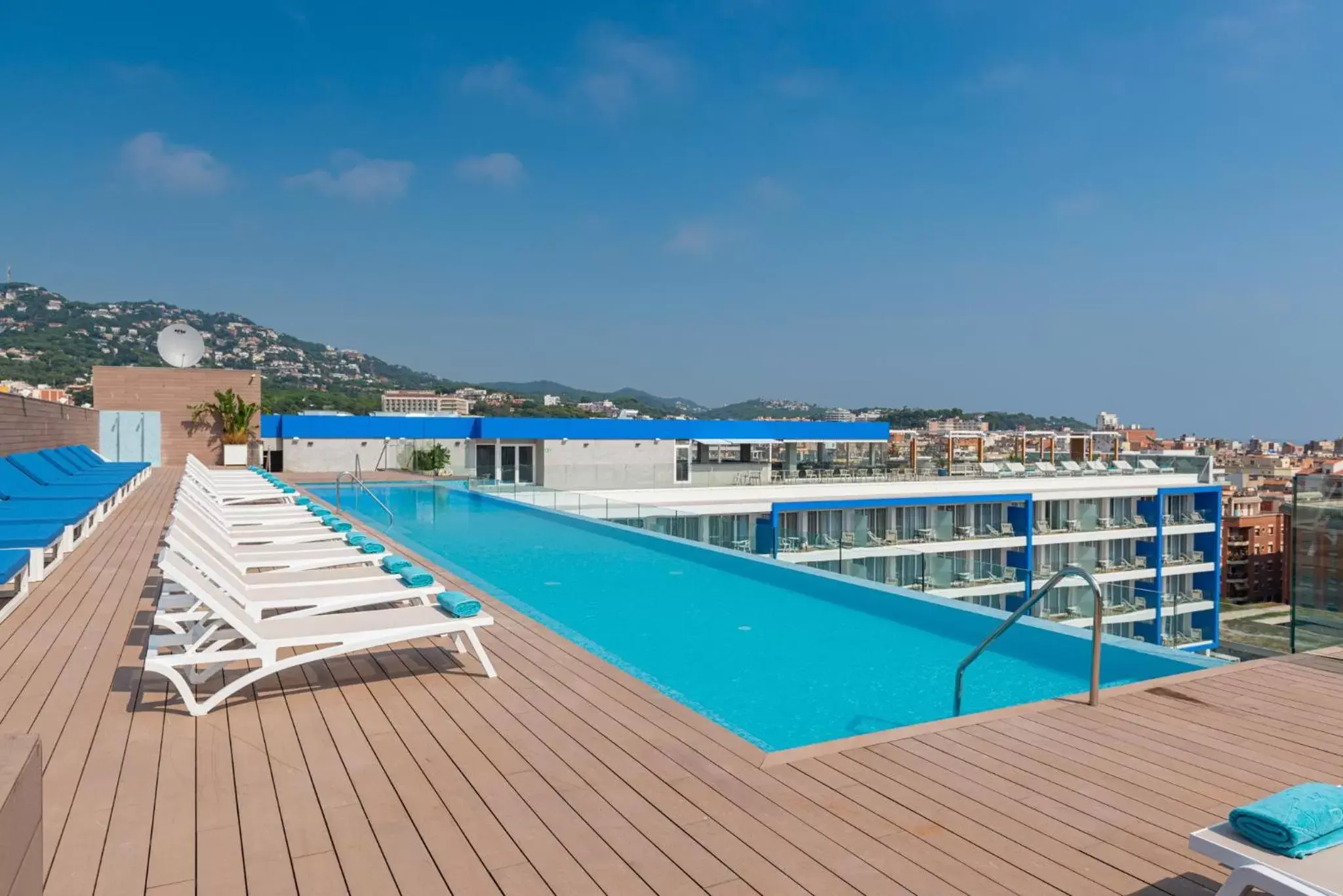 Pool view in L'Azure Hotel 4* Sup Pool view in L'Azure Hotel 4* Sup
