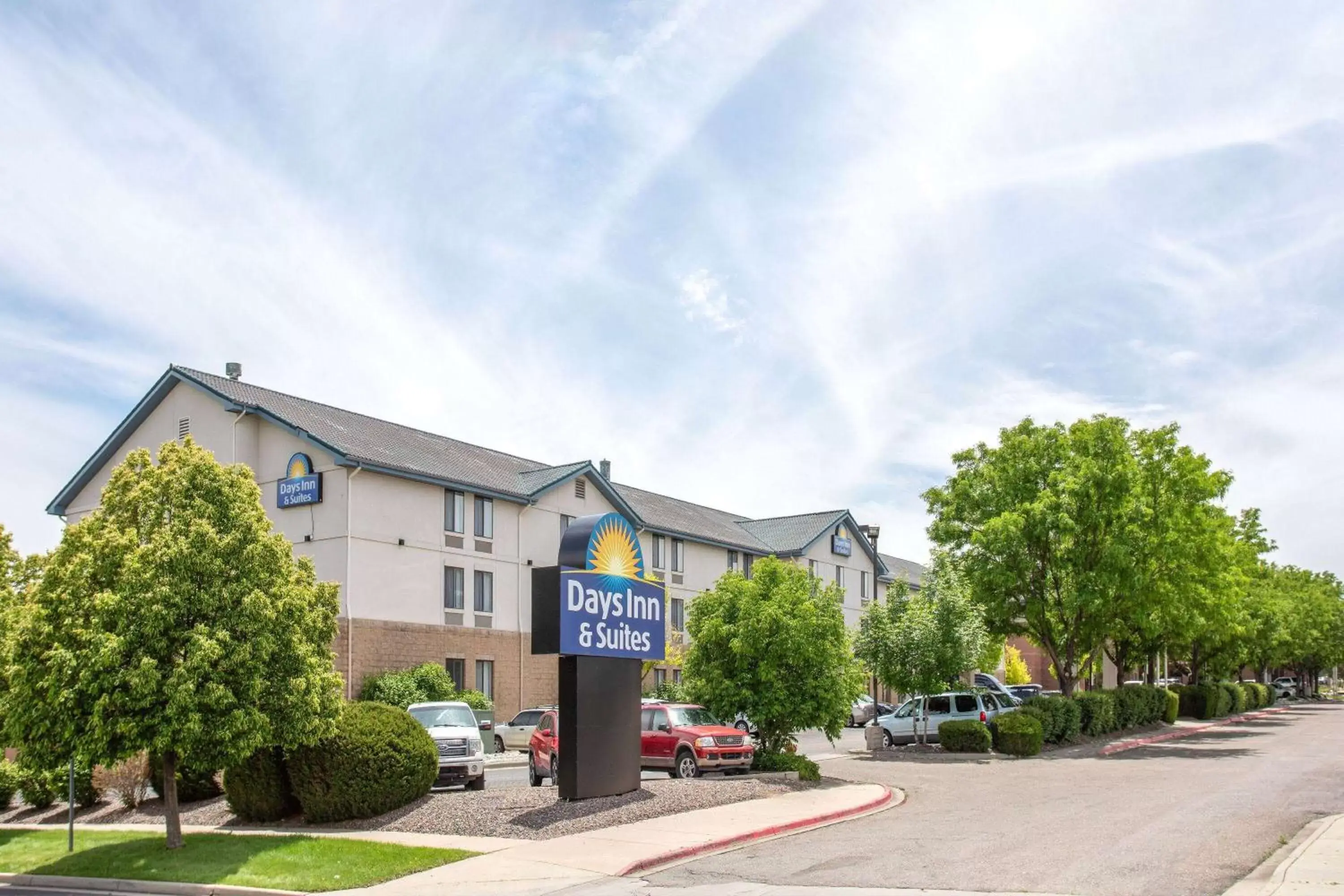 Days Inn & Suites by Wyndham Denver International Airport Days Inn & Suites by Wyndham Denver International Airport