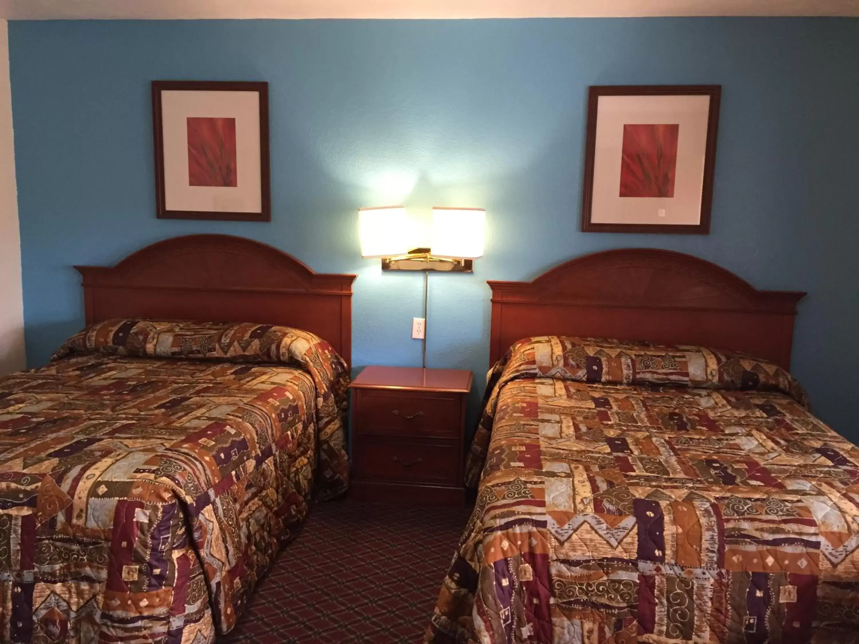 Bed in Hacienda Motel