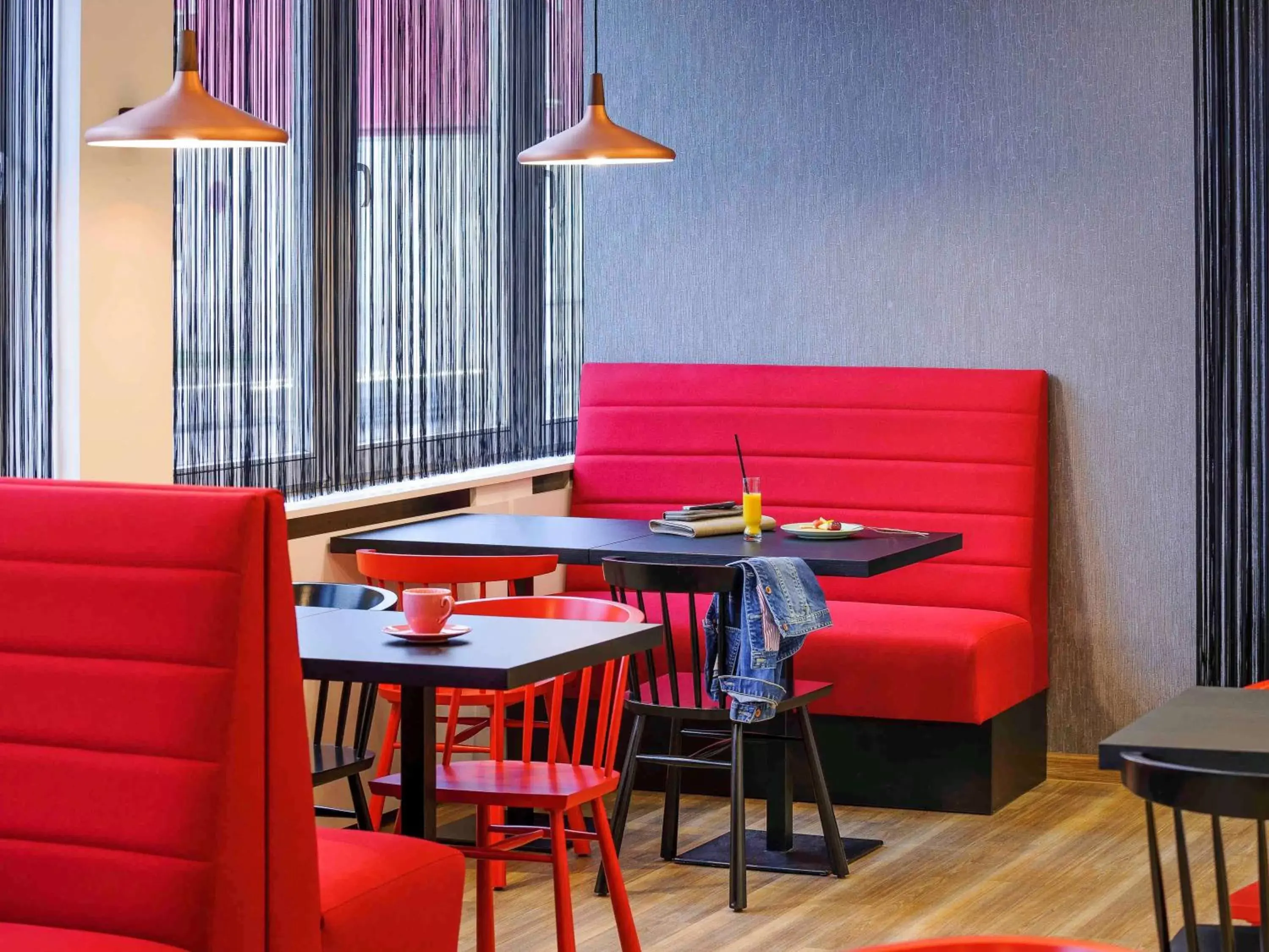 Restaurant/Places to Eat in ibis Styles Halle