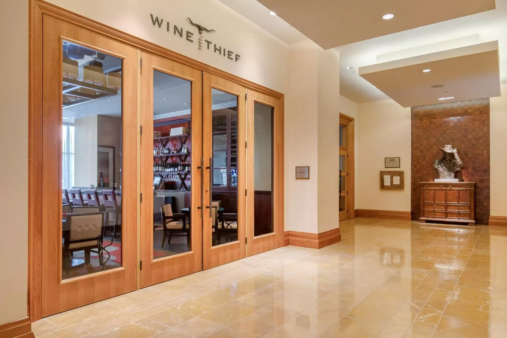Restaurant/places to eat in Omni Fort Worth Hotel