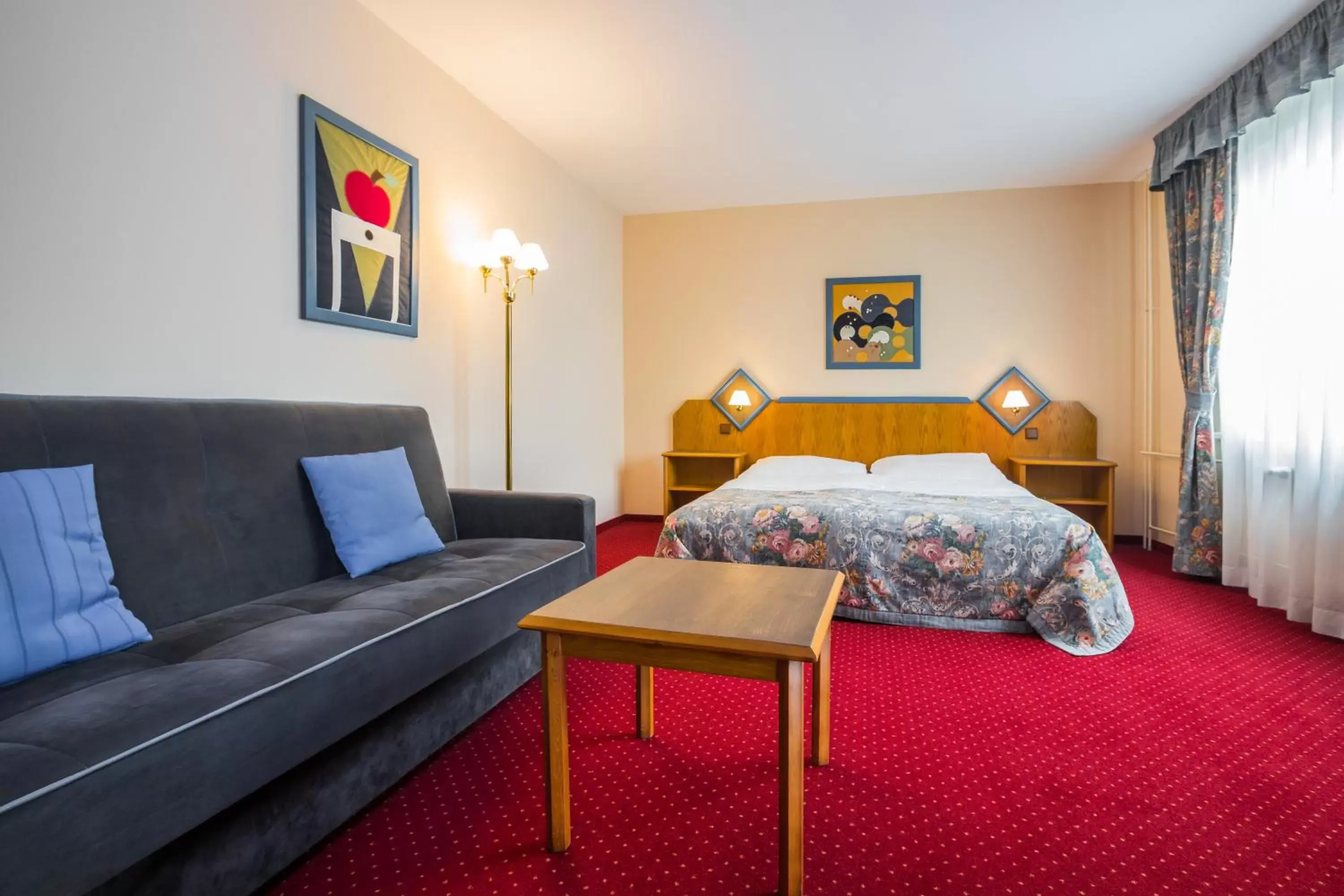 Superior Double or Twin Room in Hotel Concertino Zlatá Husa Superior Double or Twin Room in Hotel Concertino Zlatá Husa