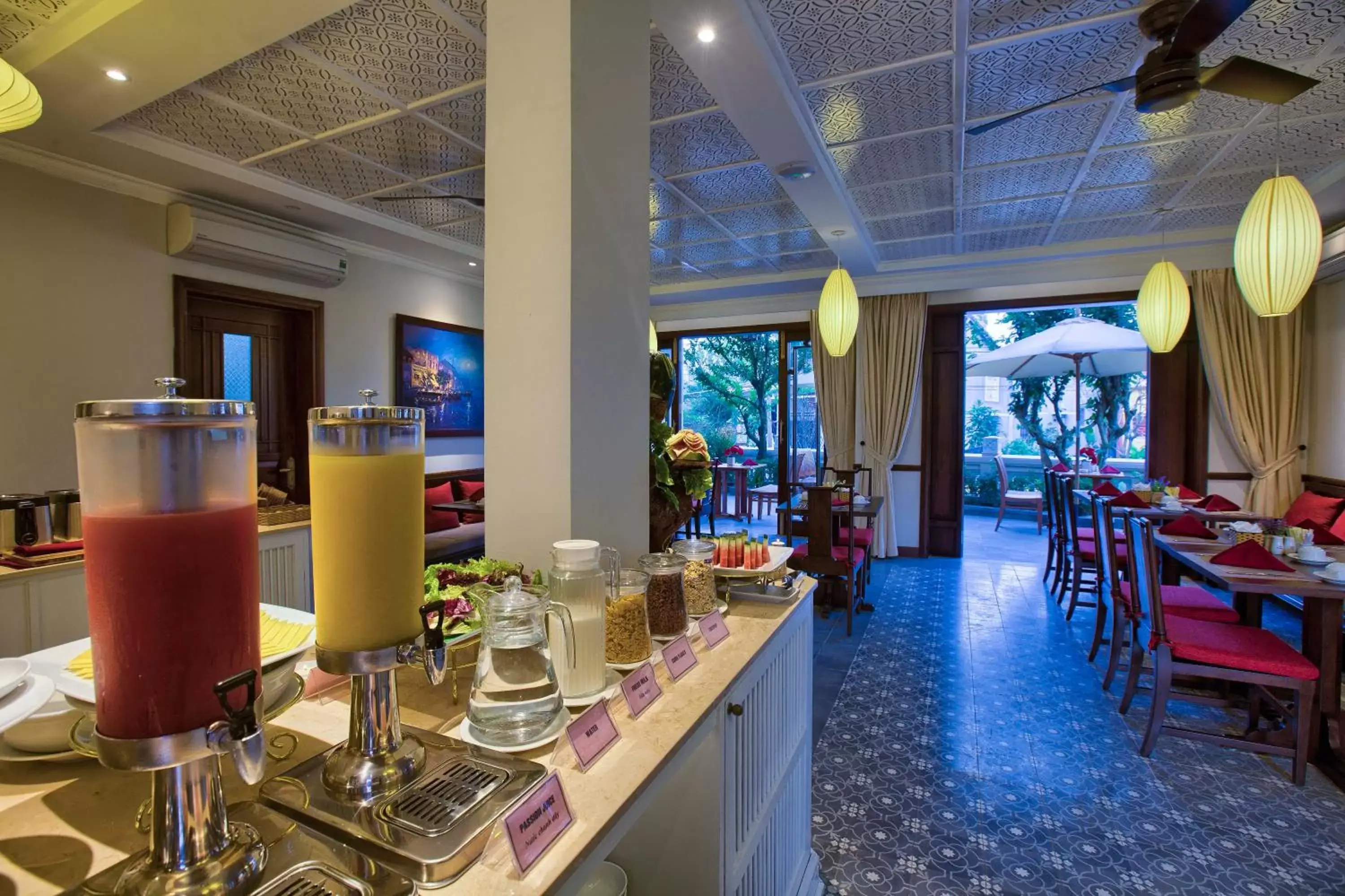 Restaurant/Places to Eat in Cozy Hoian Villas Boutique Hotel