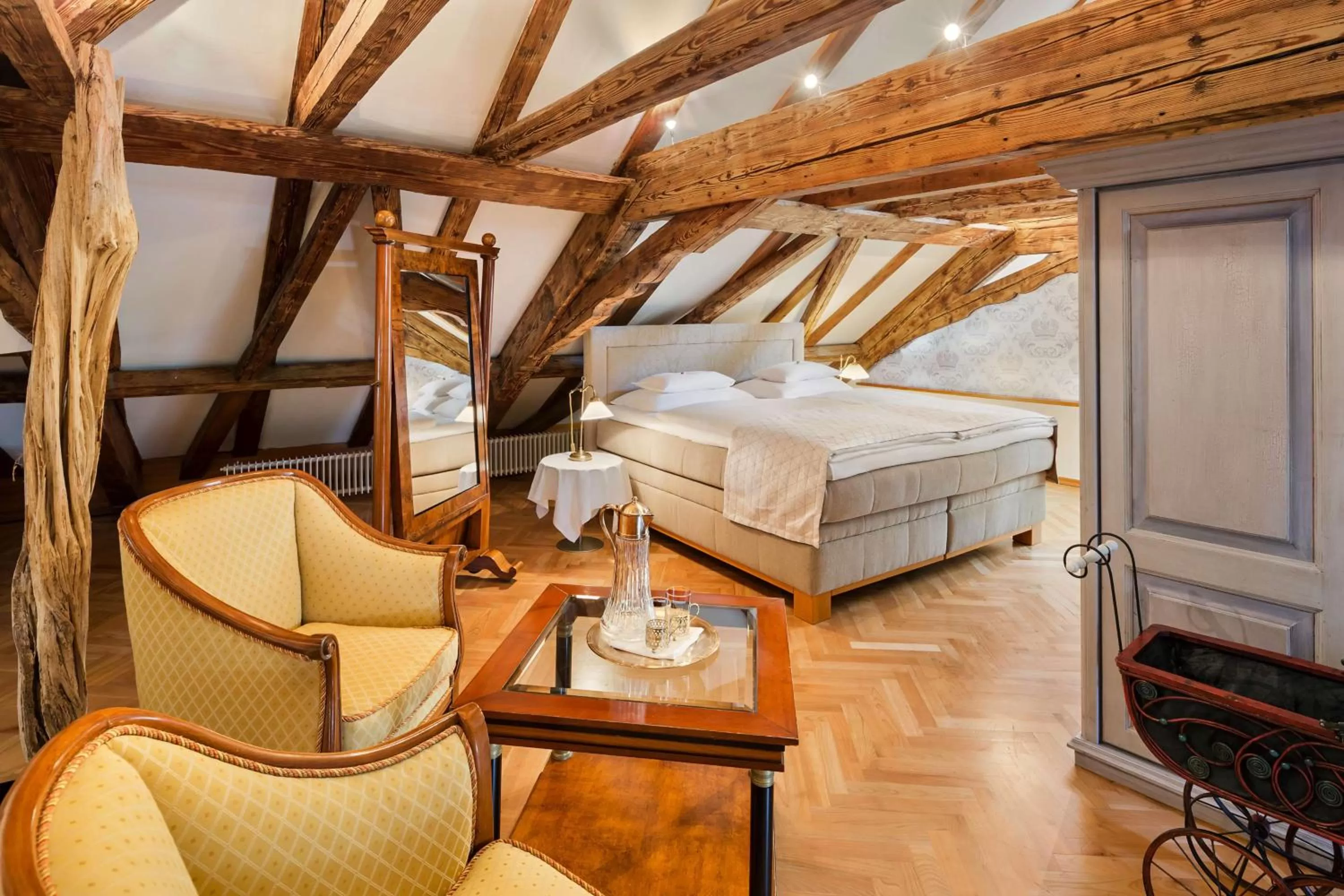 Photo of the whole room, Bed in Radisson Blu Hotel Altstadt