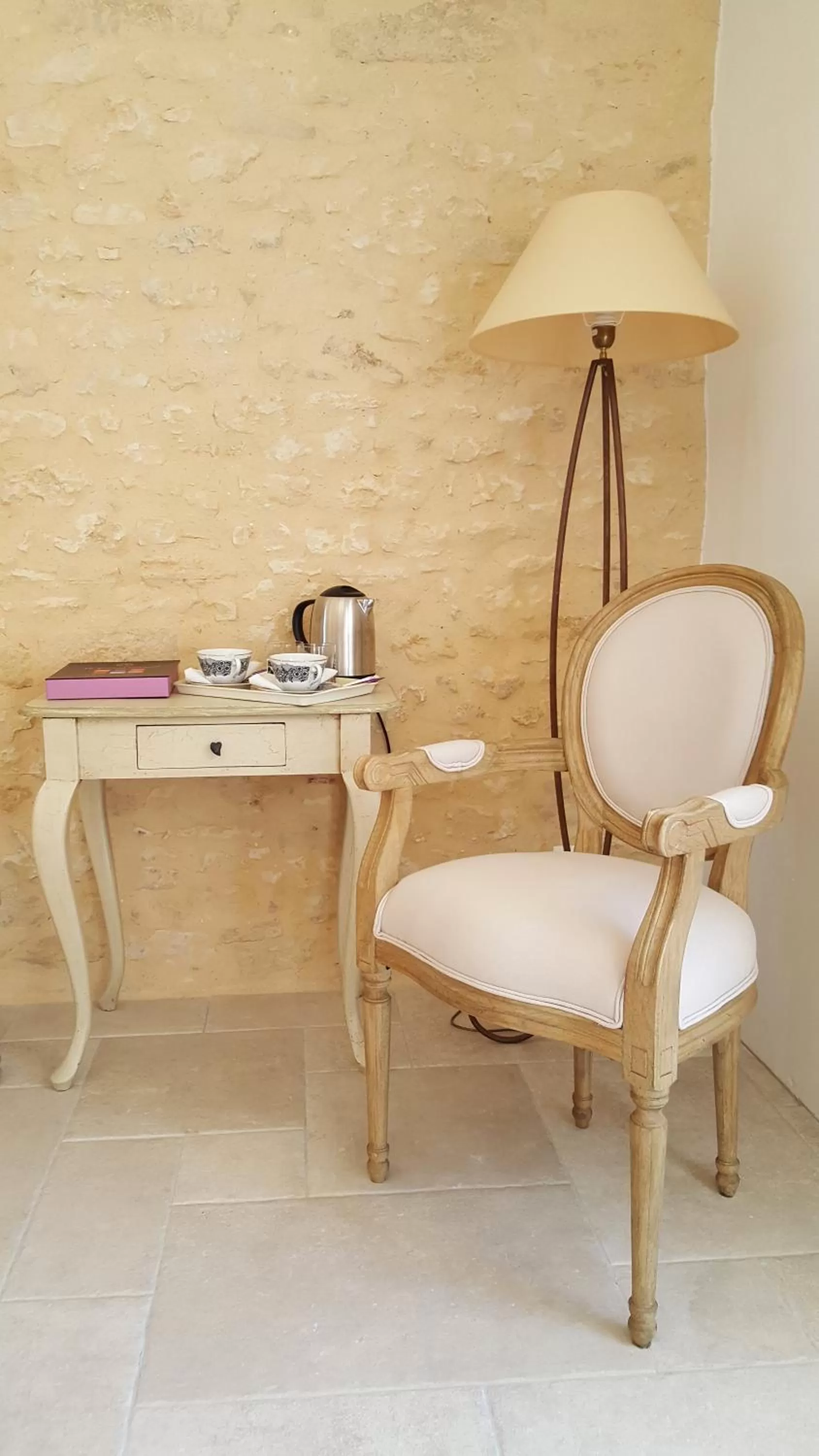 Coffee/tea facilities in La Manilau