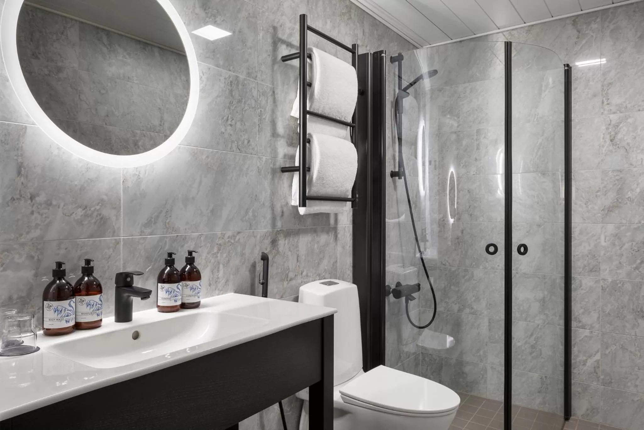 Bathroom in Hotel Kakola