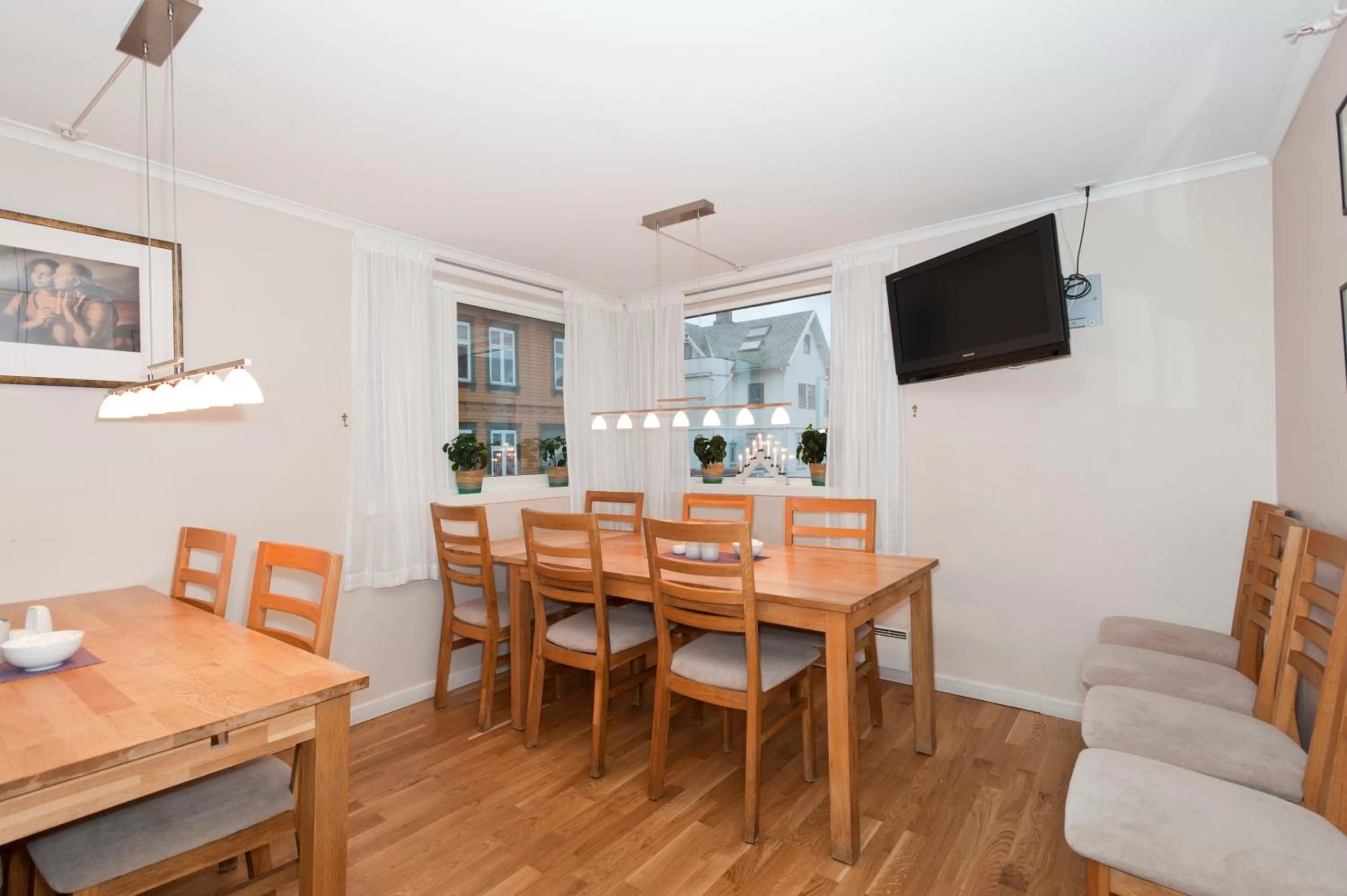 Restaurant/places to eat in Stavanger Bed & Breakfast