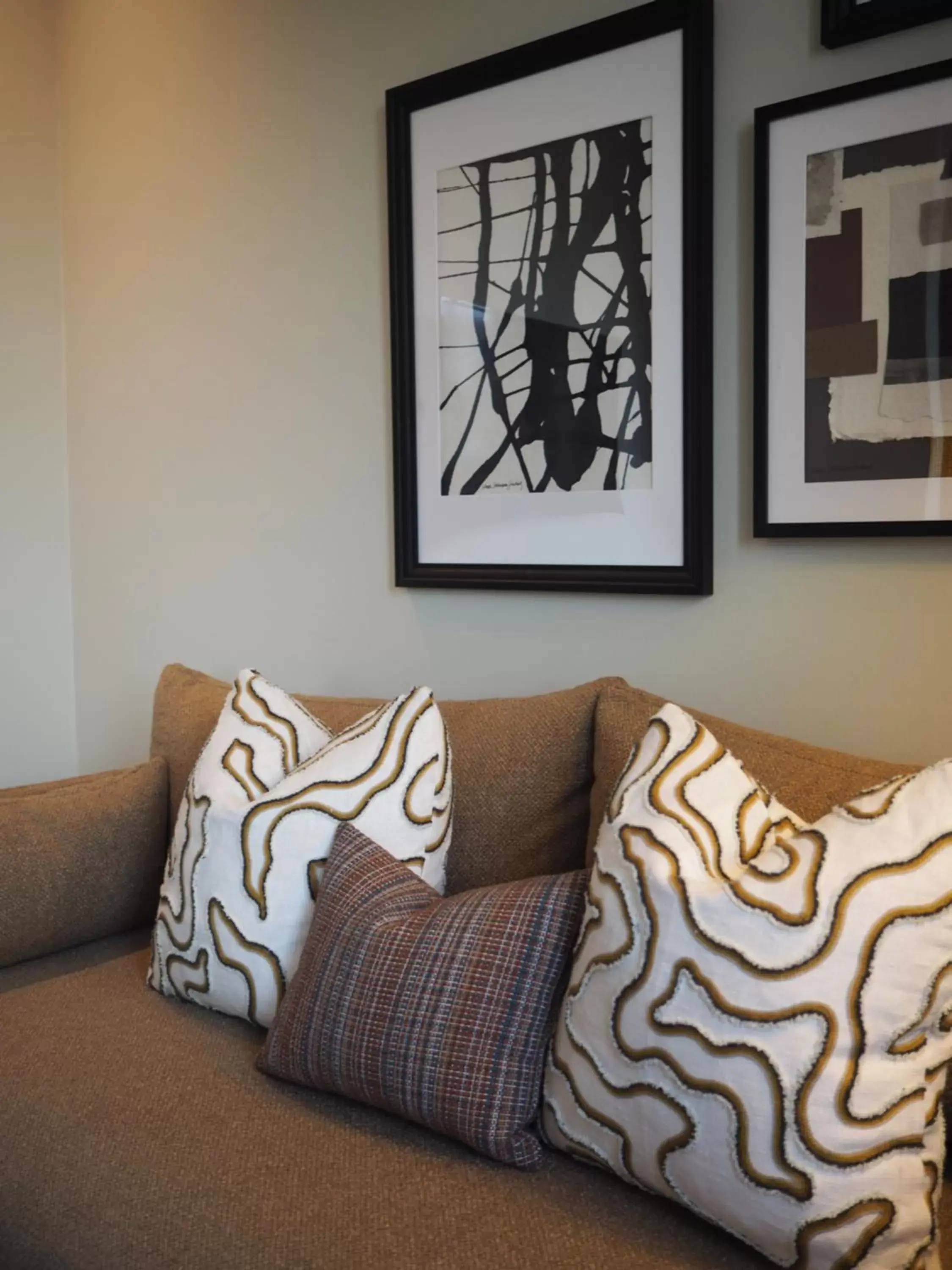 Hypernym Hotel & Suites Hypernym Hotel & Suites