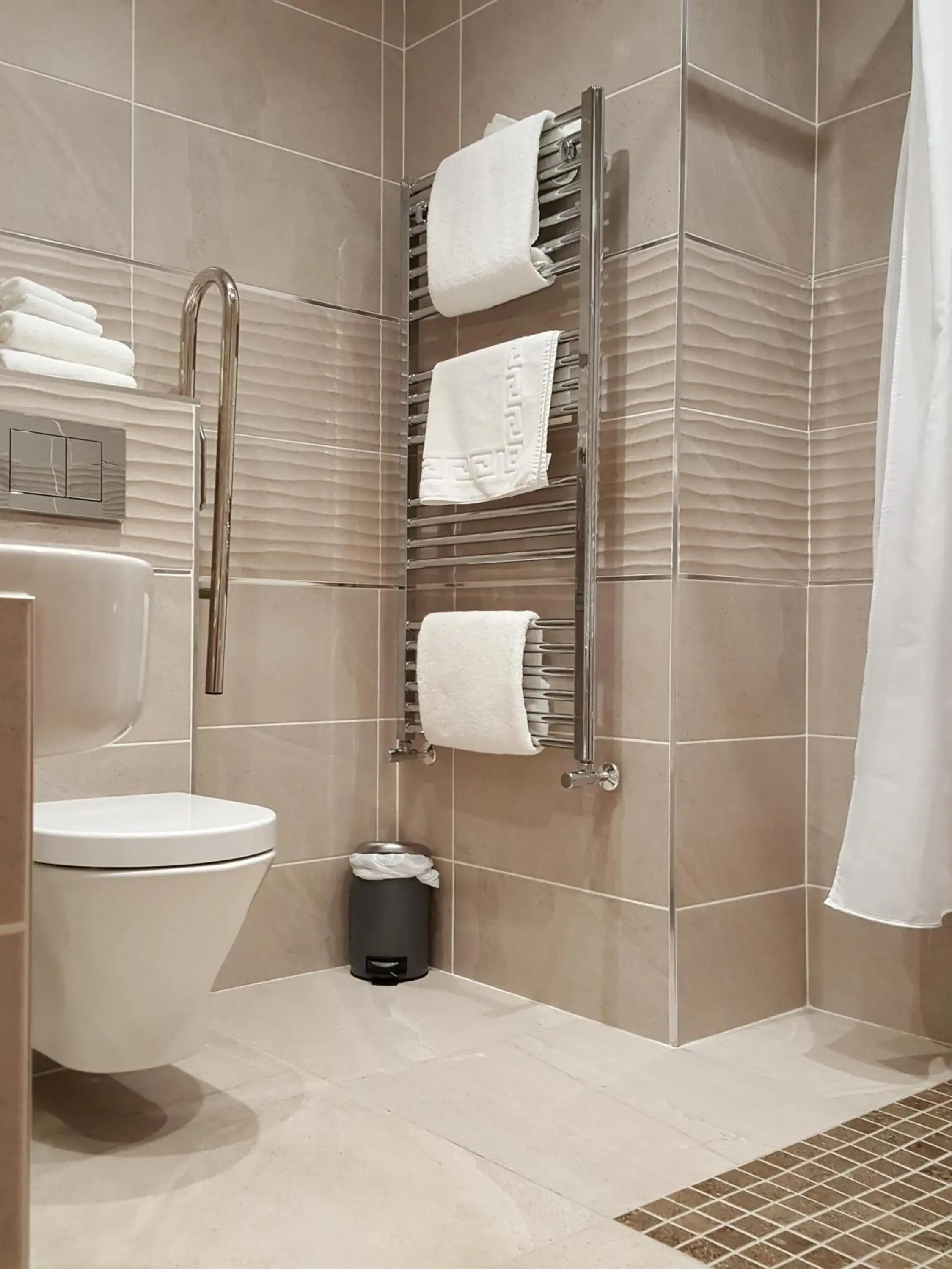 Bathroom in The Lodge Hotel