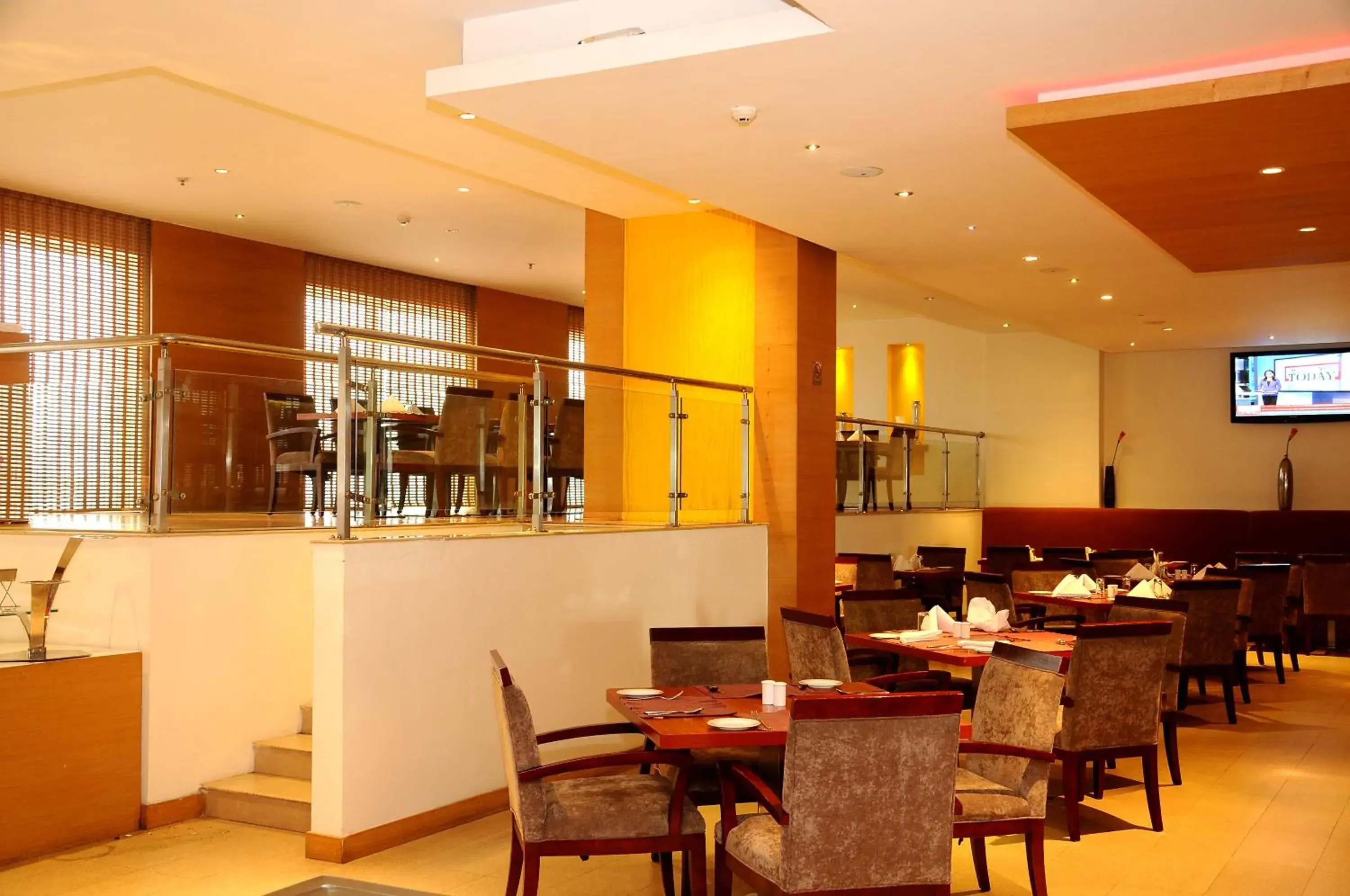 Restaurant/Places to Eat in Hotel Gokulam Park - Coimbatore