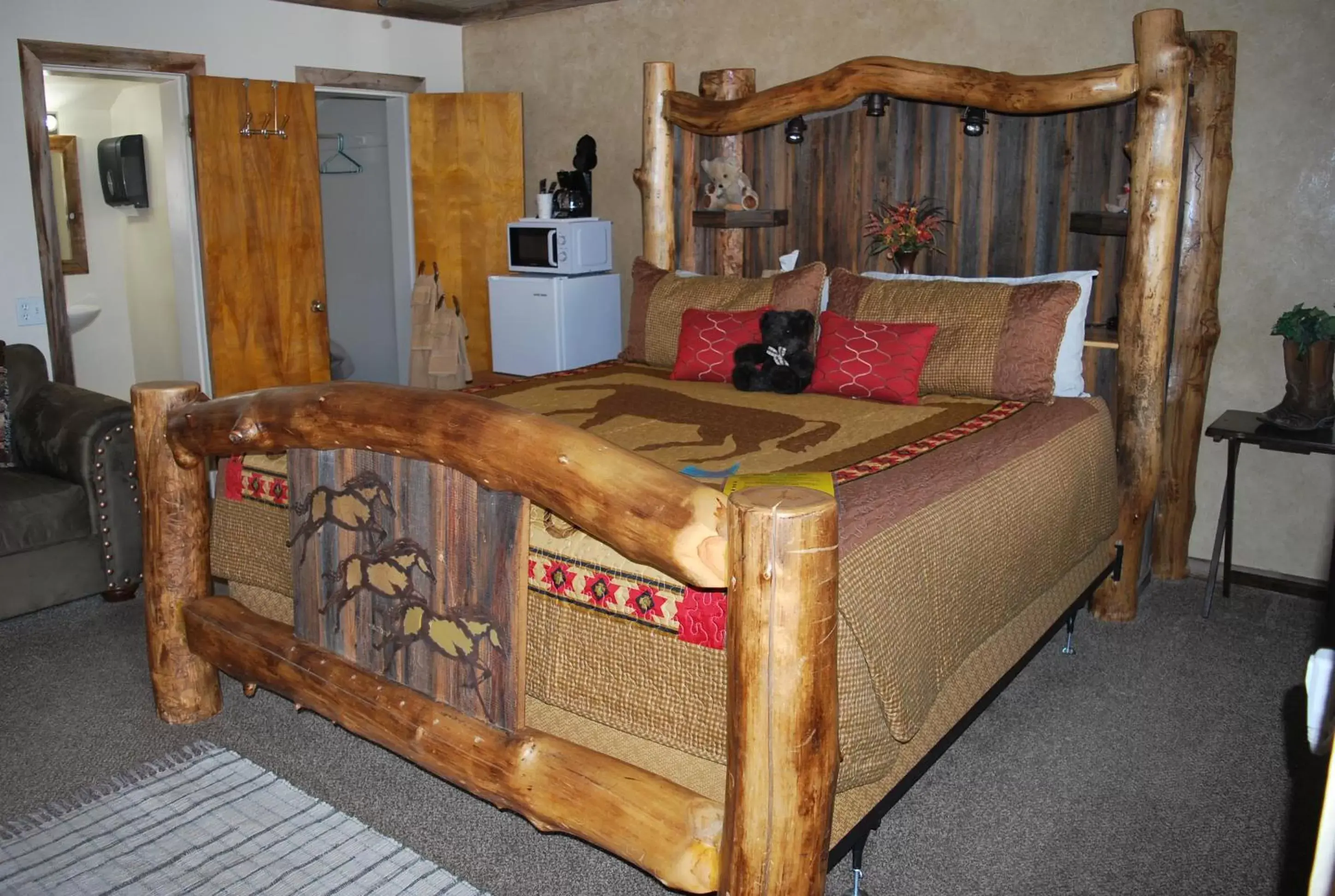 Bedroom in Cowboy Country Inn