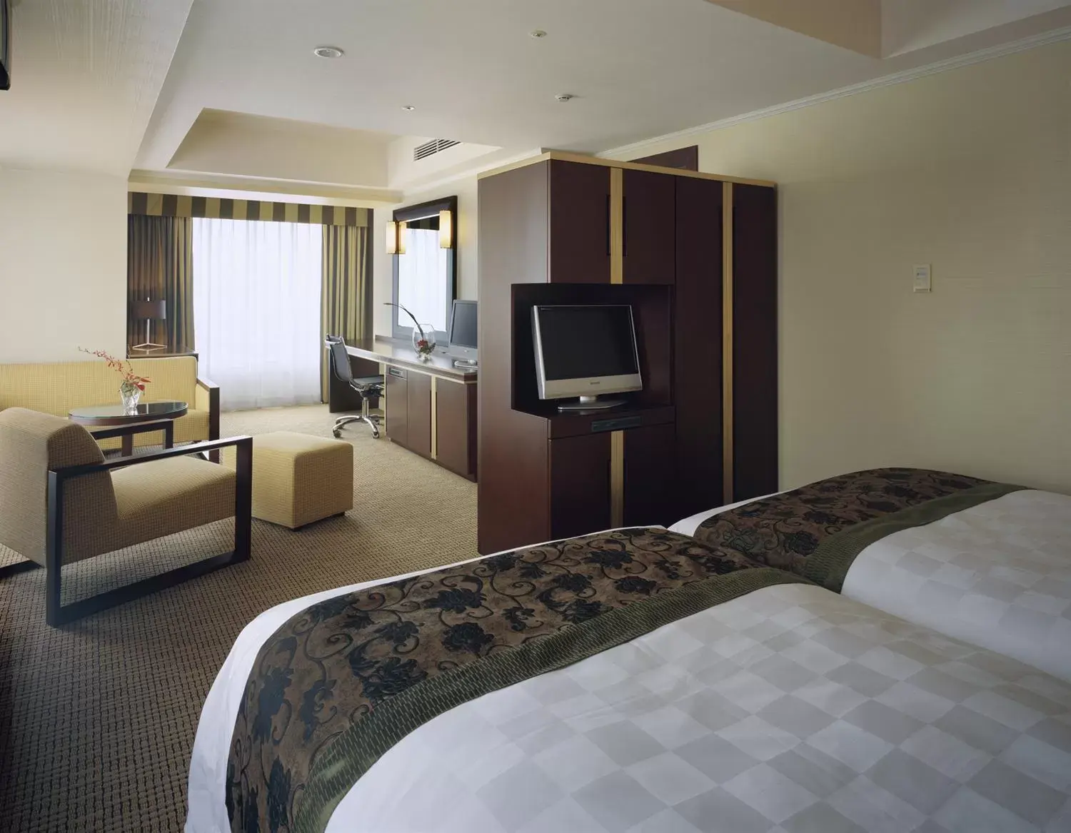 Photo of the whole room, TV/Entertainment Center in Hotel Okura Kyoto