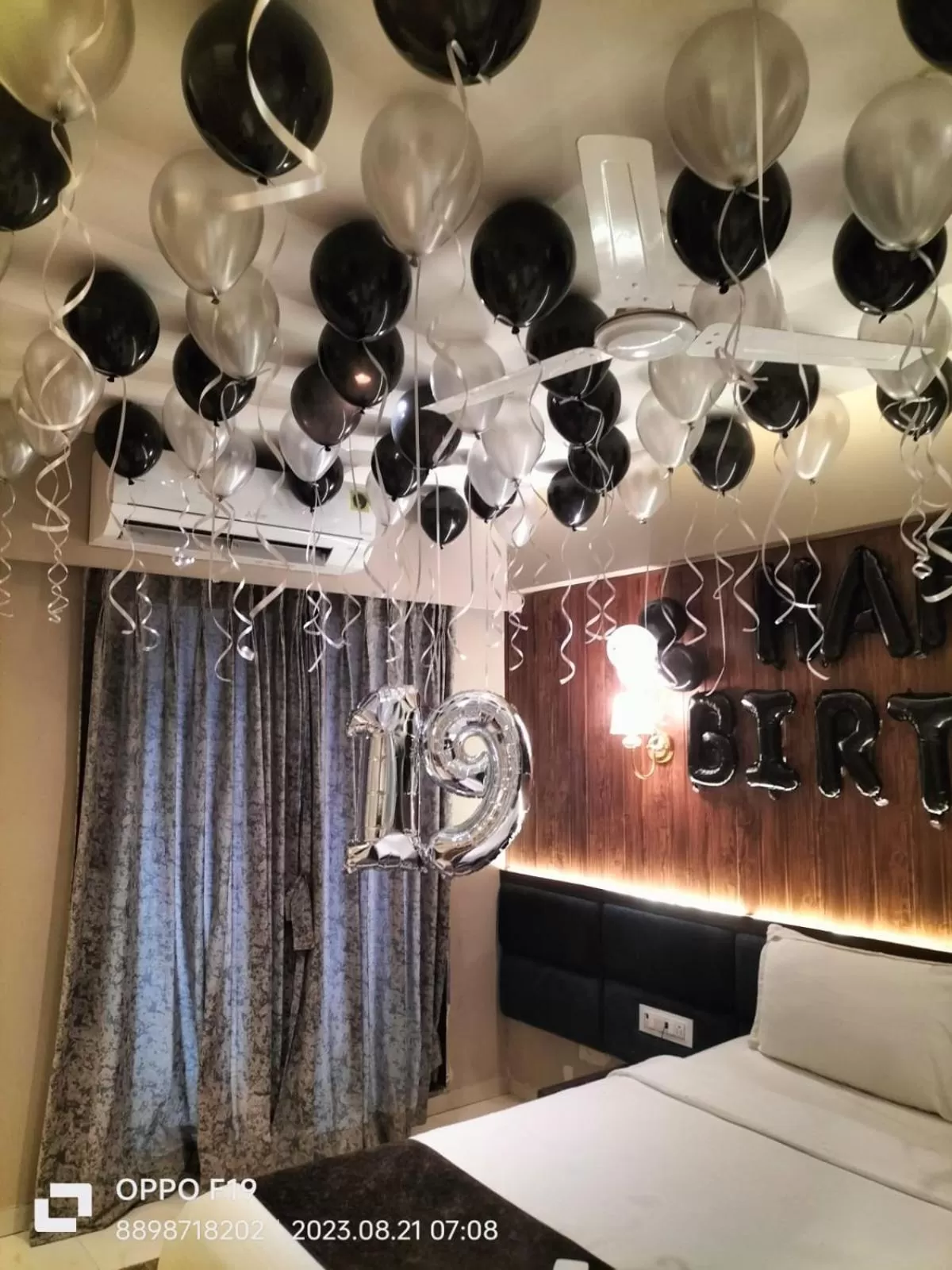 Restaurant/places to eat in Hotel Merakee - Near Dahisar Mira Road Mumbai