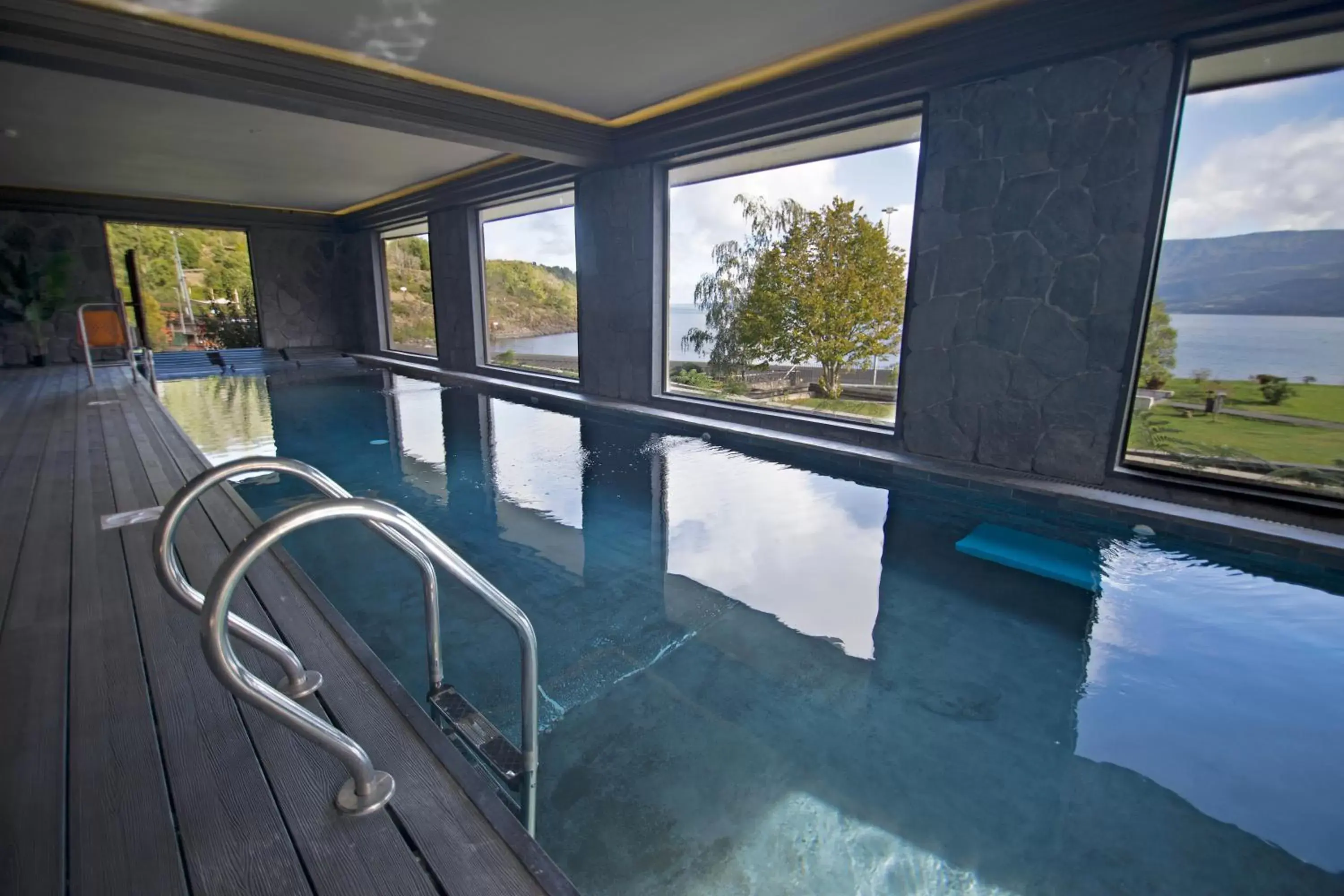 Spa and wellness centre/facilities, Swimming Pool in Hotel Enjoy Pucon