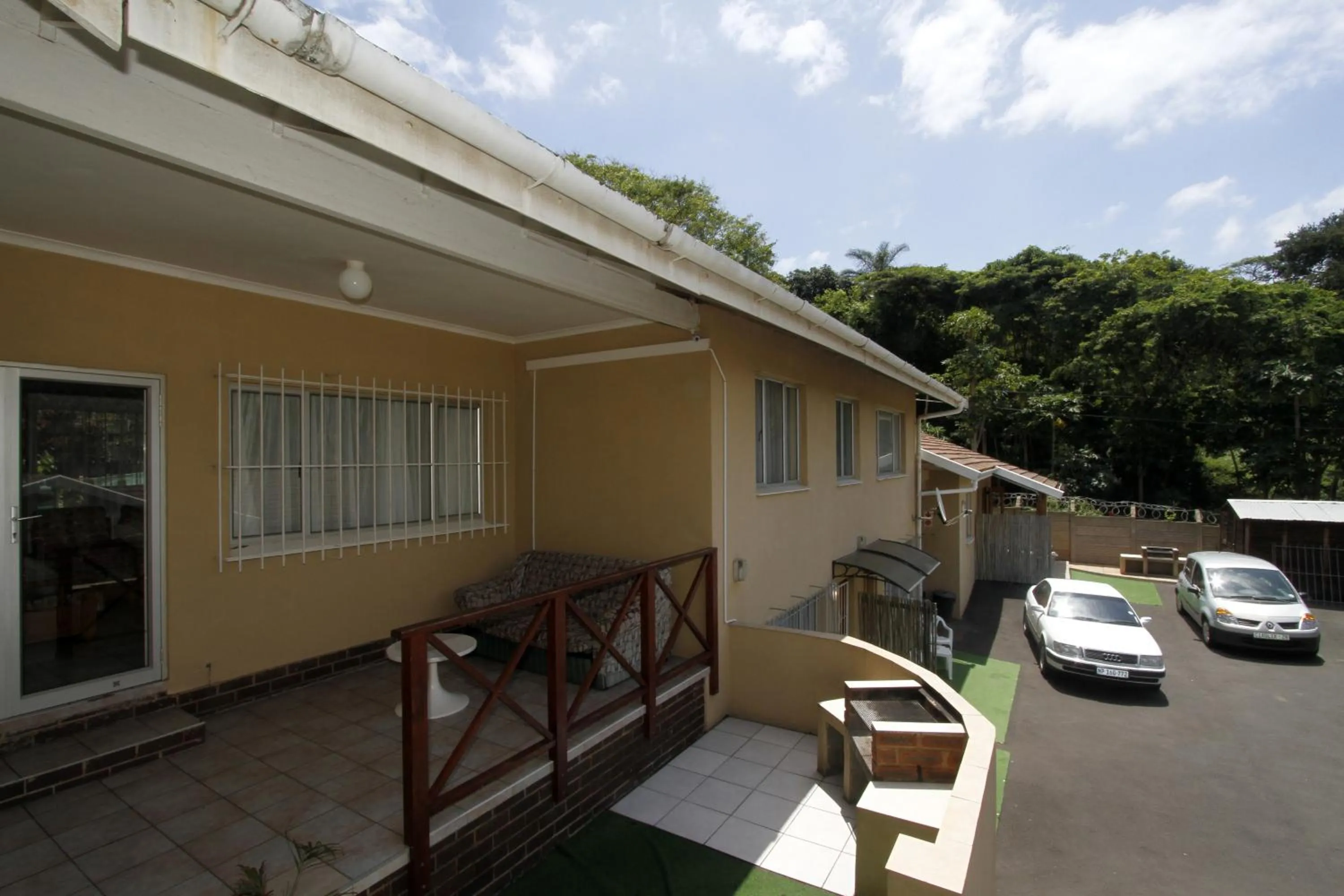 Patio in Clinch Self Catering