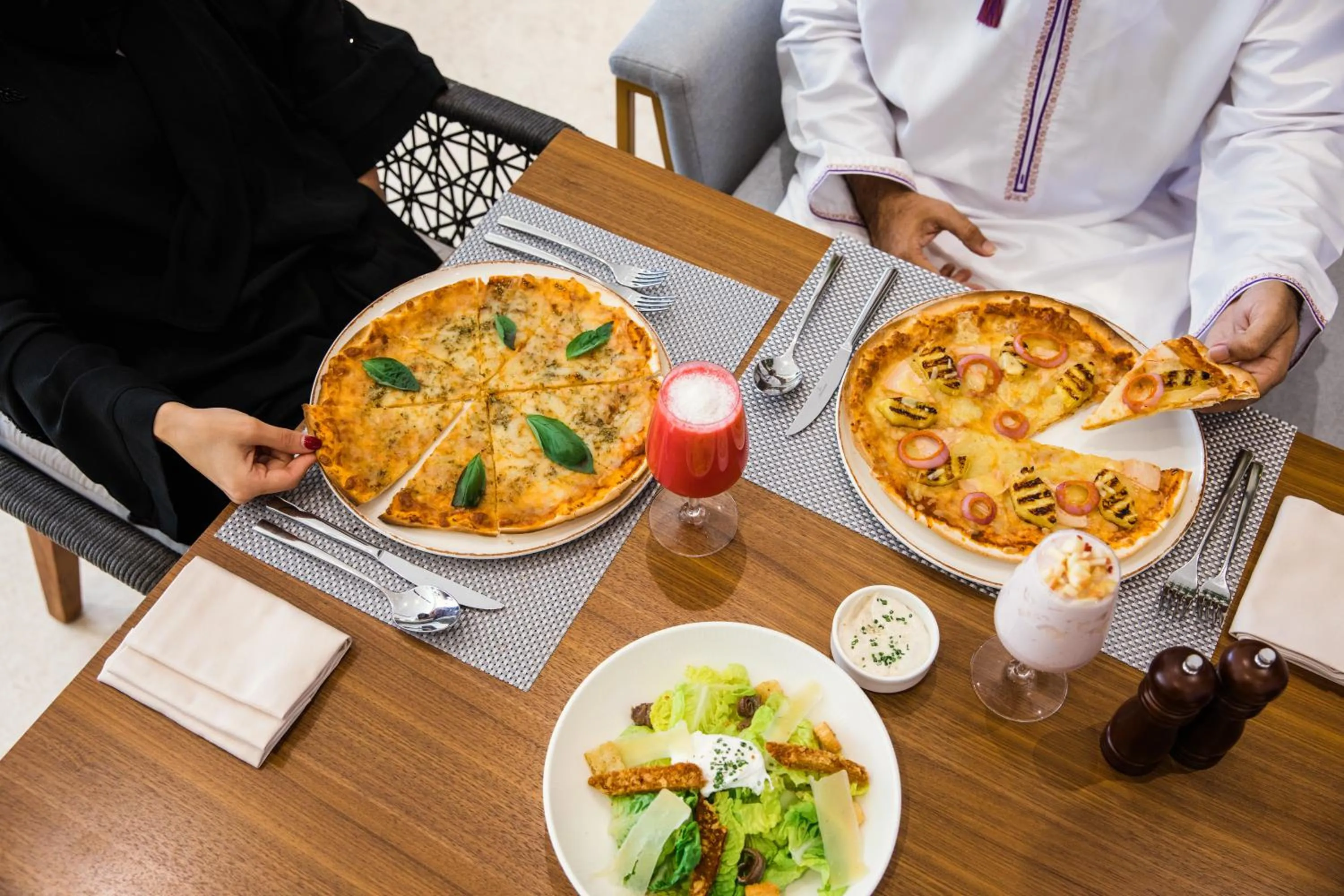 Food and drinks in Maani Muscat Hotel & Apartments