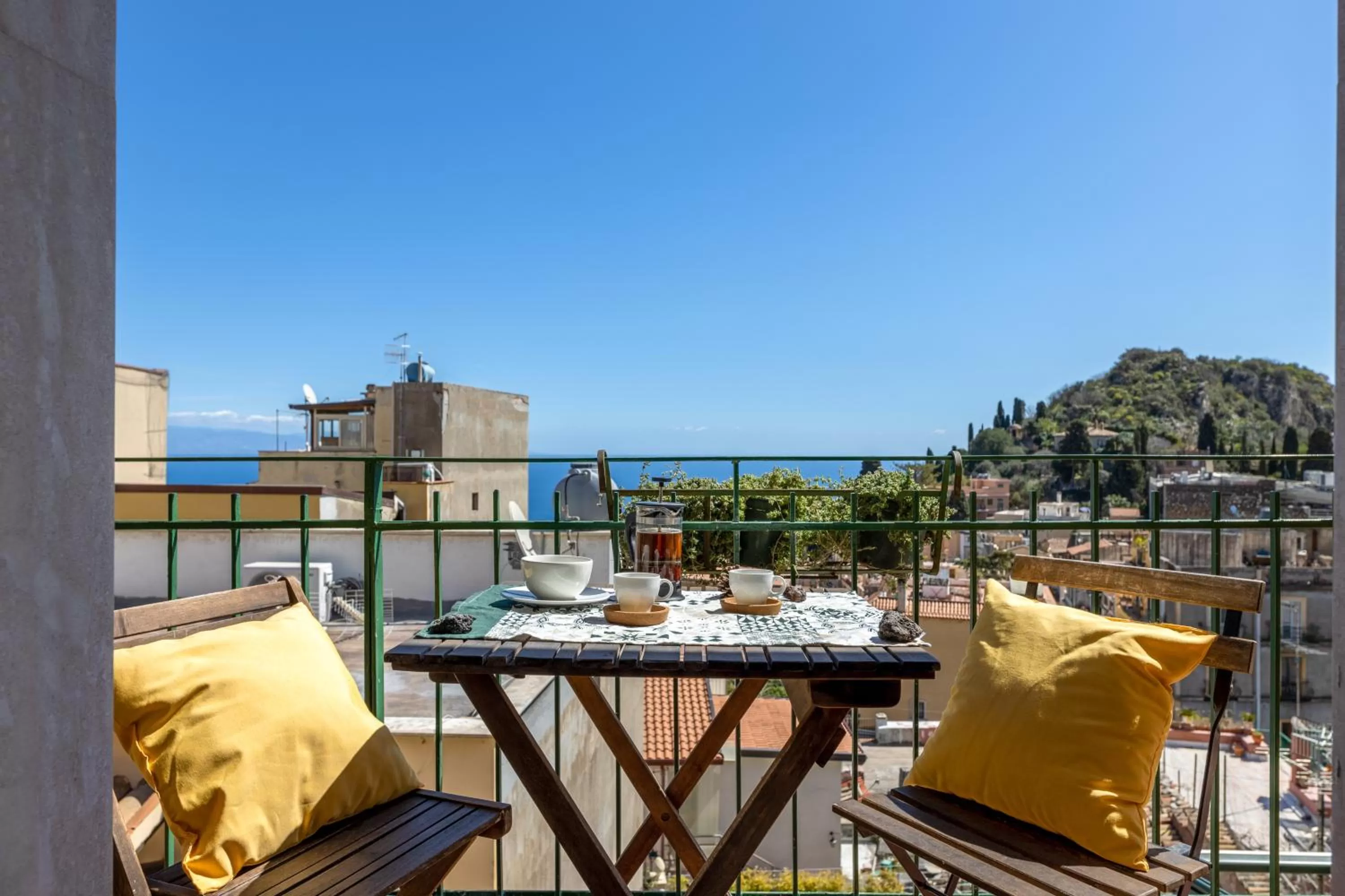 Balcony/Terrace in Tauromenion Guest House