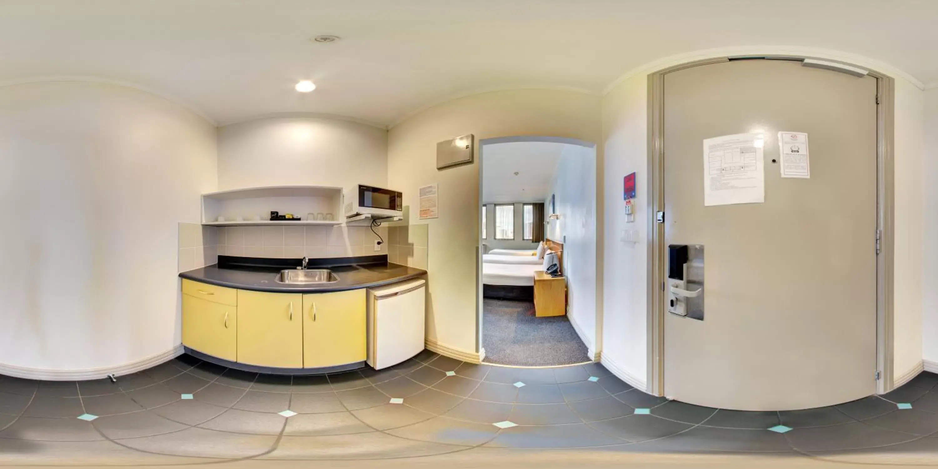 Kitchen/Kitchenette in President Hotel Auckland