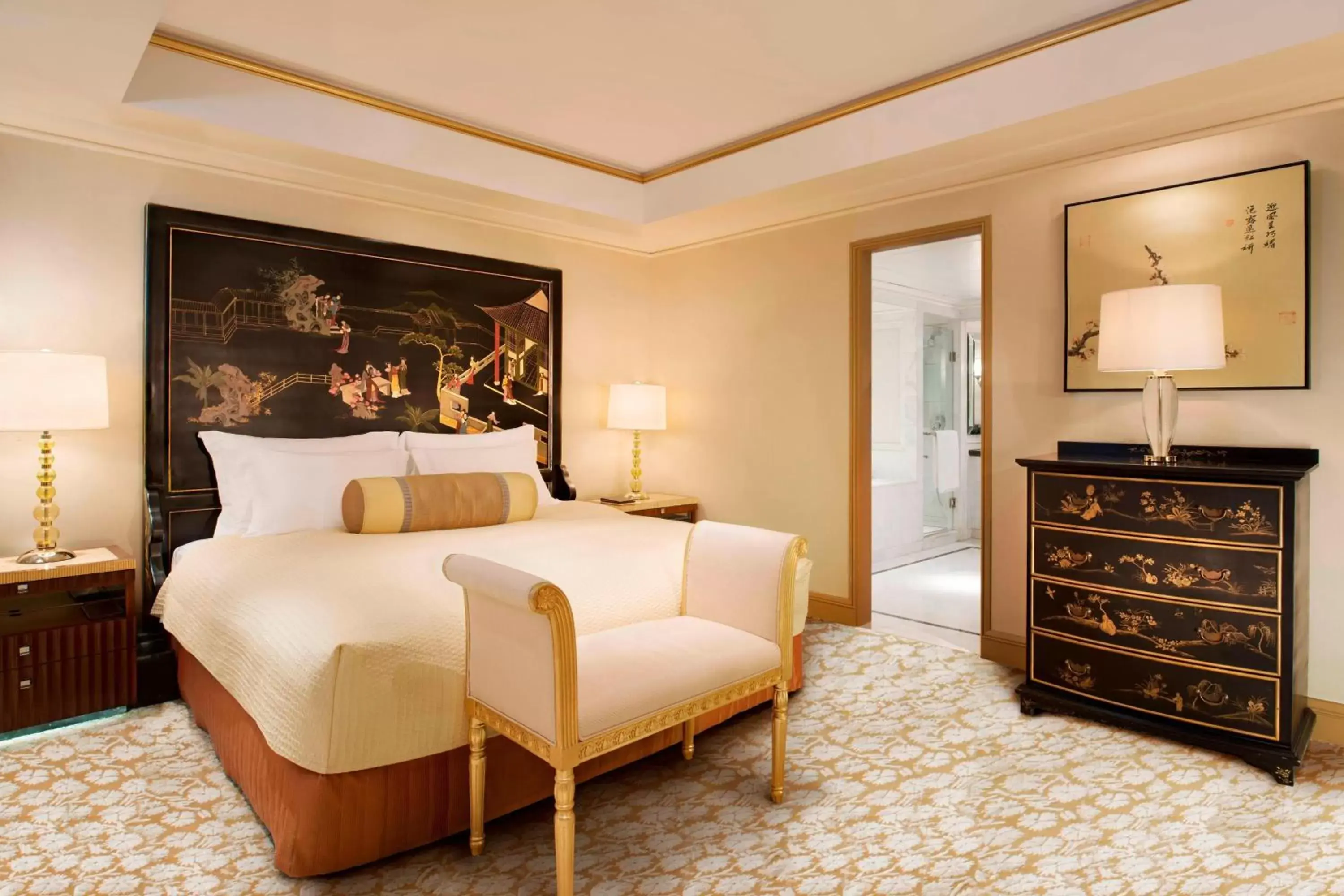 Bedroom, Bed in The St. Regis Beijing