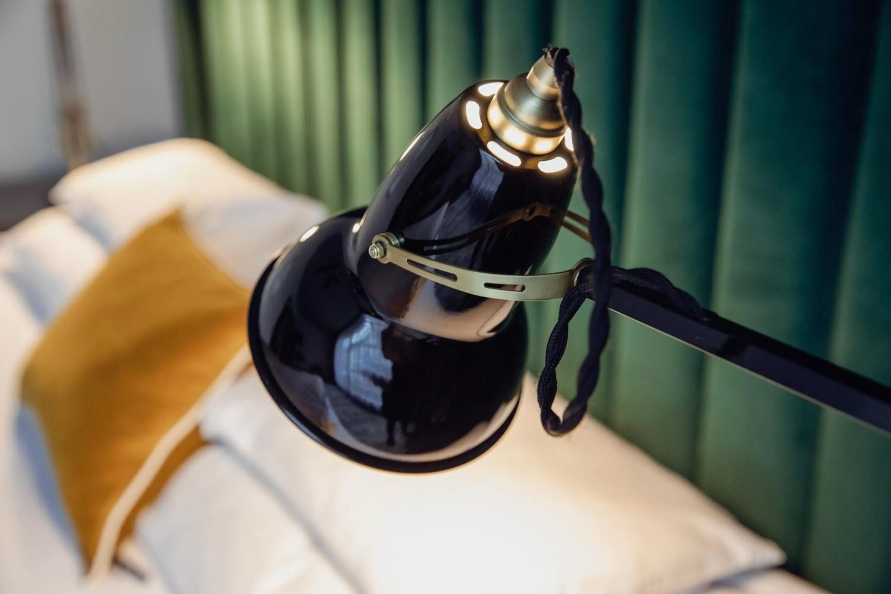 Bed in Gastwerk Hotel Hamburg