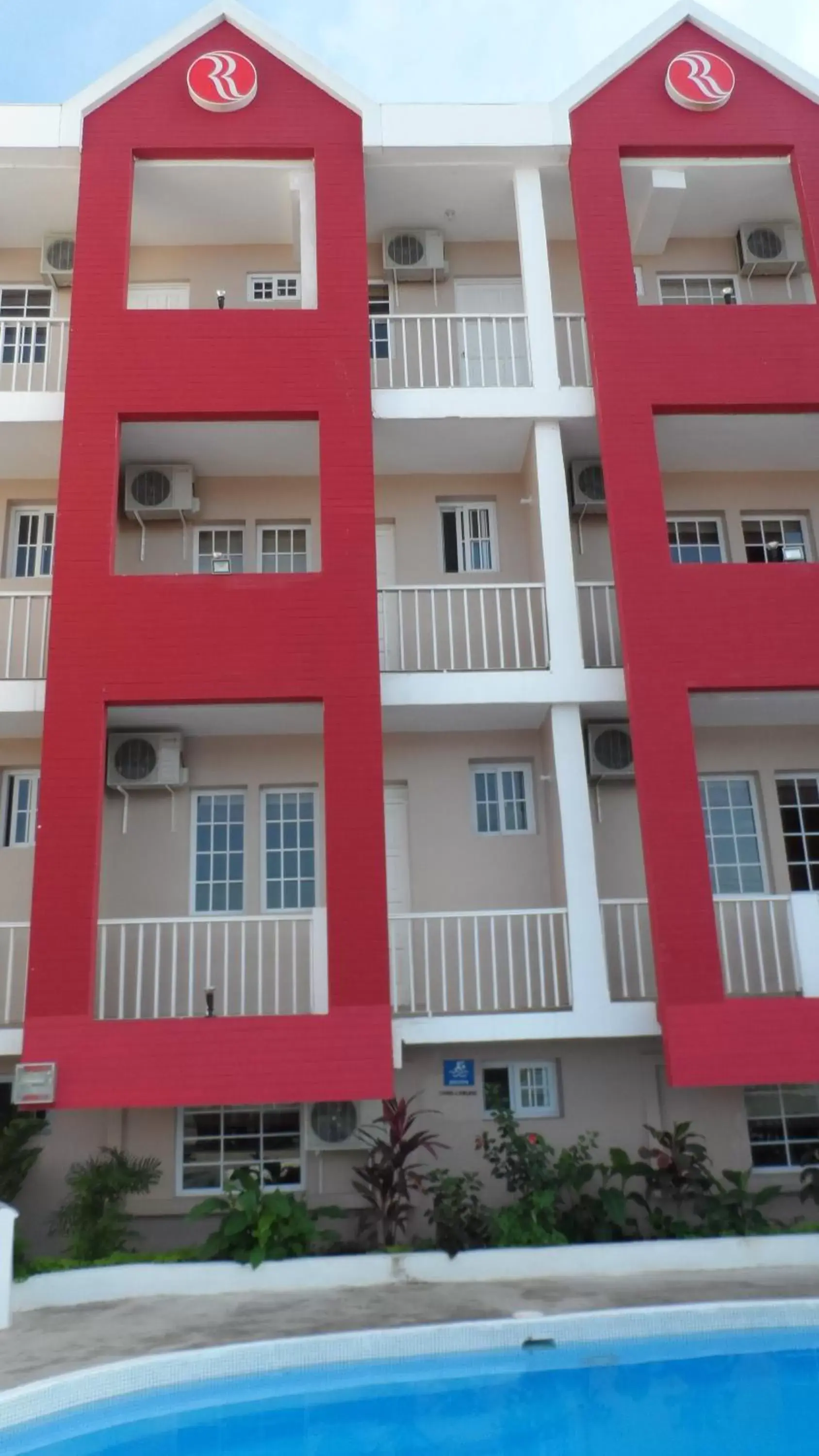 Pool view in Ramada by Wyndham Tikal Isla de Flores Pool view in Ramada by Wyndham Tikal Isla de Flores