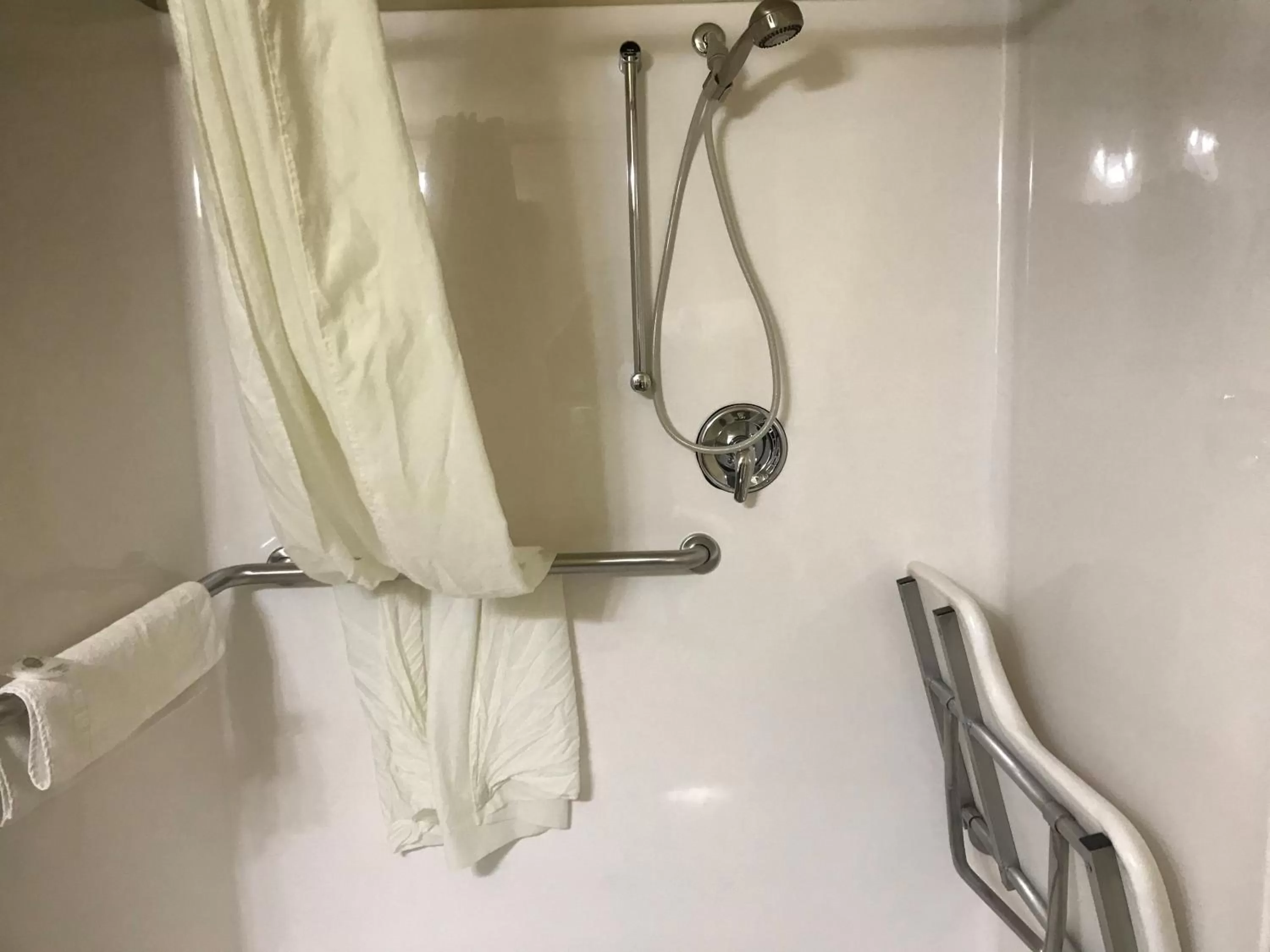 Shower in Cobblestone Inn & Suites - Vinton, IA