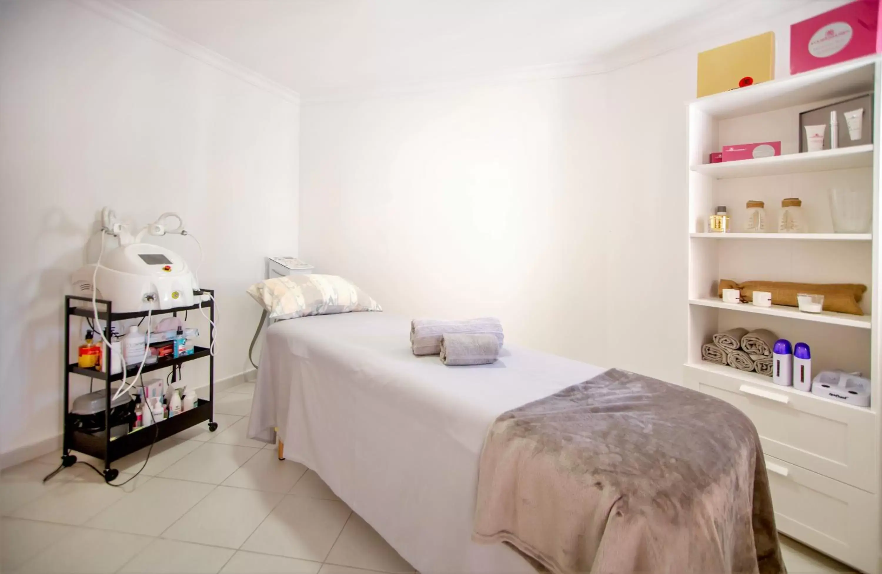 Massage, Bed in Aquamar Albufeira Moon Dream