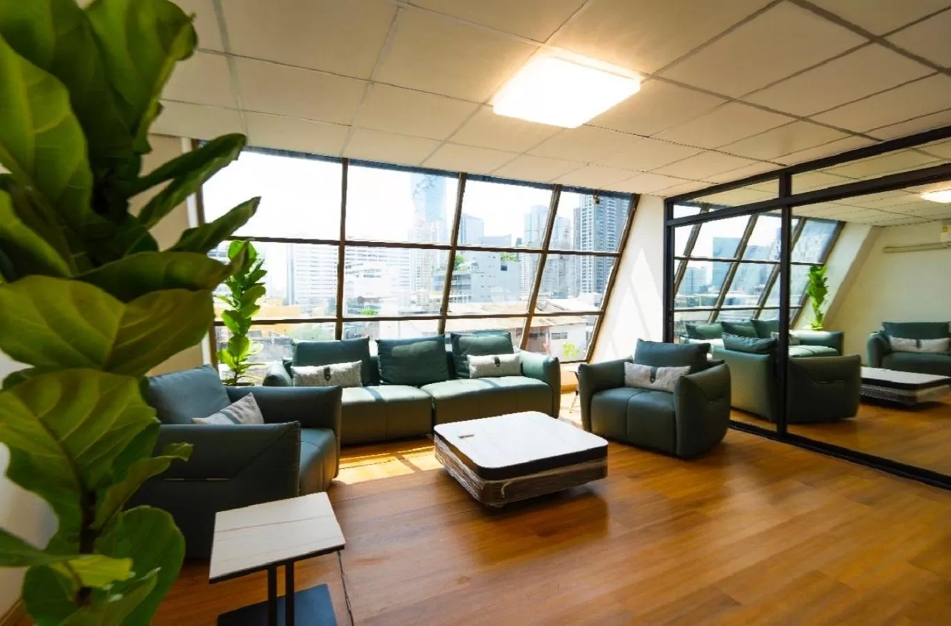 Fitness centre/facilities in Sapphire Hotel Silom Bangkok