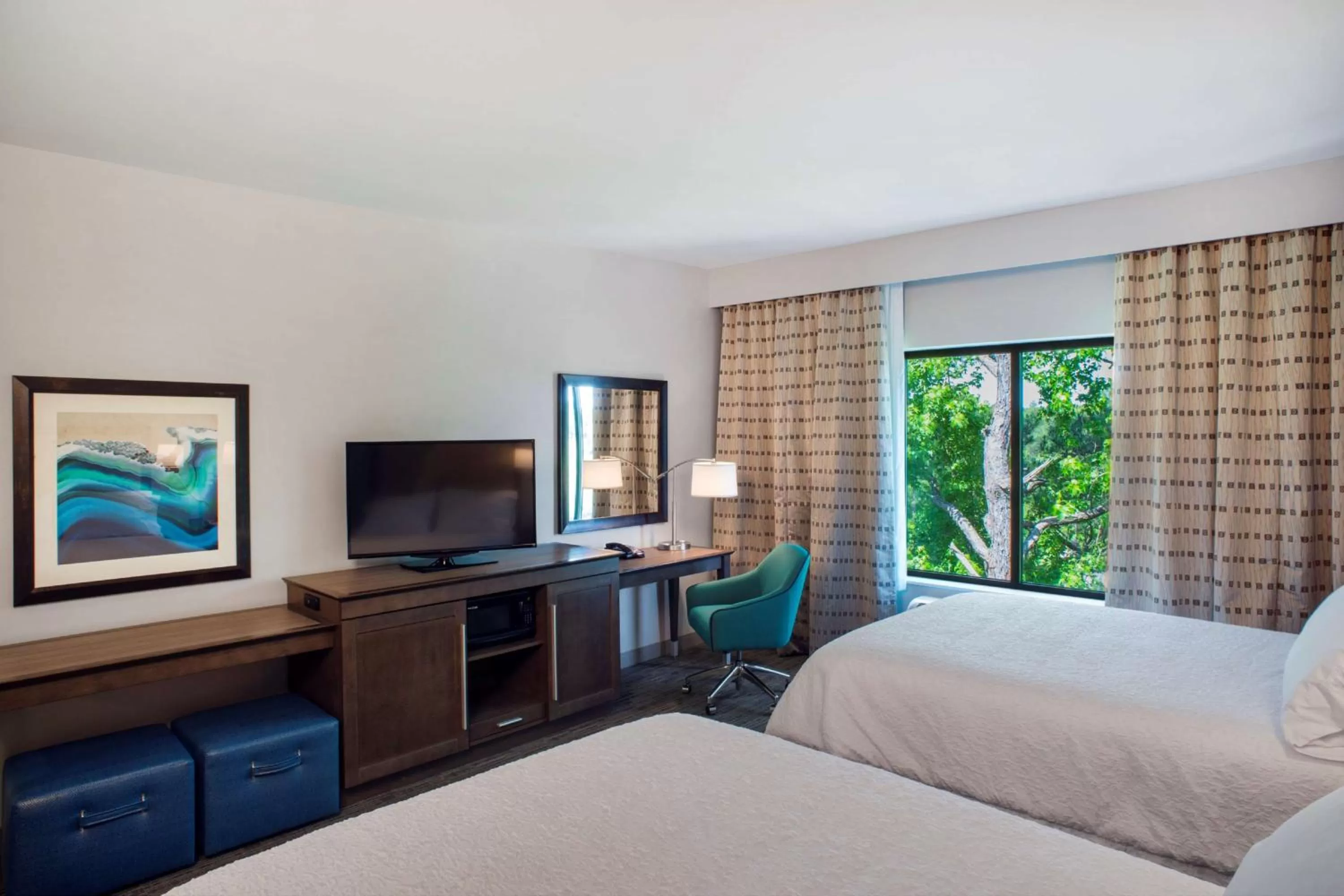 Bed in Hampton Inn Gulf Shores