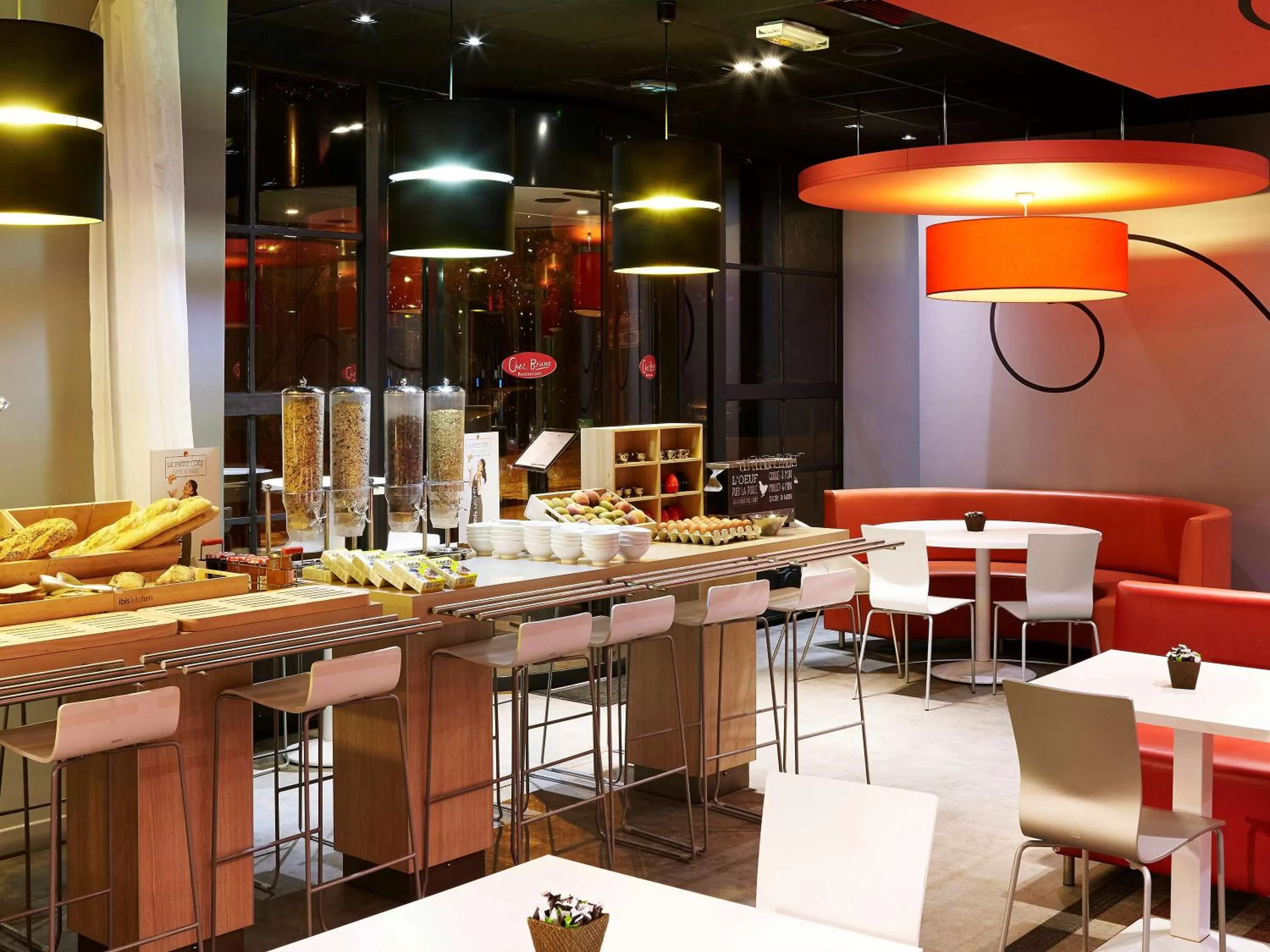 Restaurant/places to eat in ibis Marne La Vallee Champs-sur-Marne