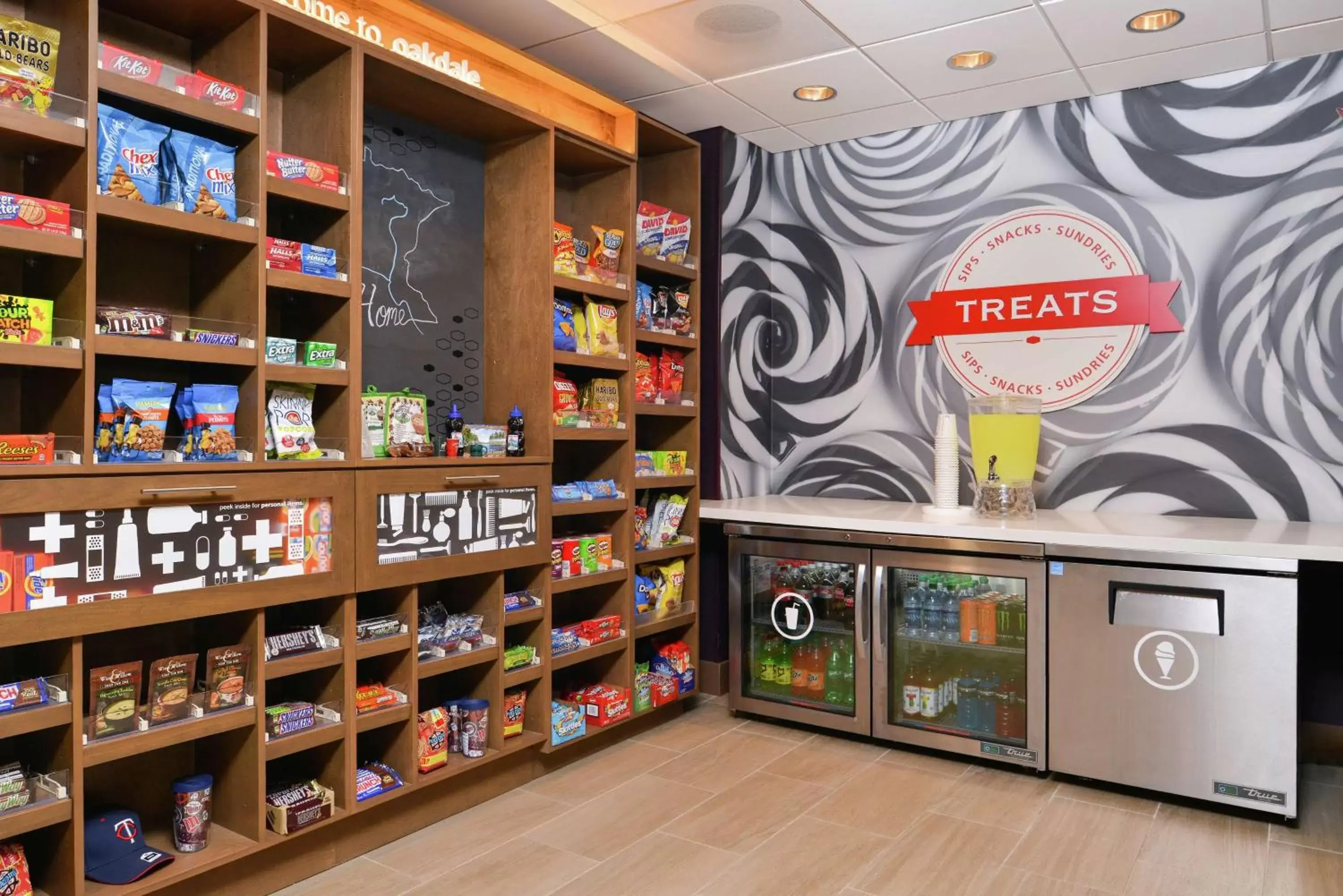 Restaurant/places to eat in Hampton Inn & Suites Saint Paul Oakdale Woodbury Restaurant/places to eat in Hampton Inn & Suites Saint Paul Oakdale Woodbury