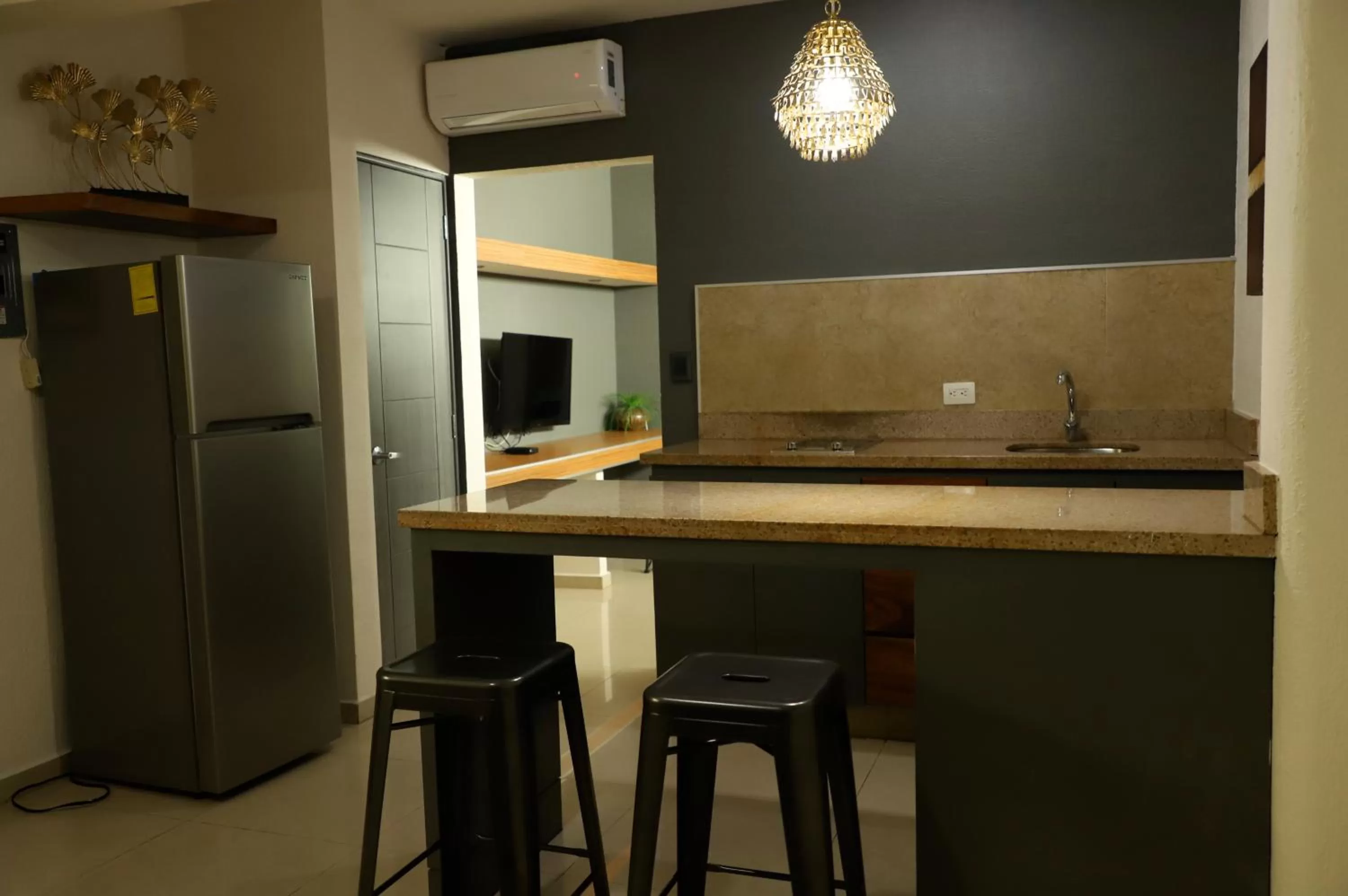 Kitchen/Kitchenette in Homesuites Zaragoza
