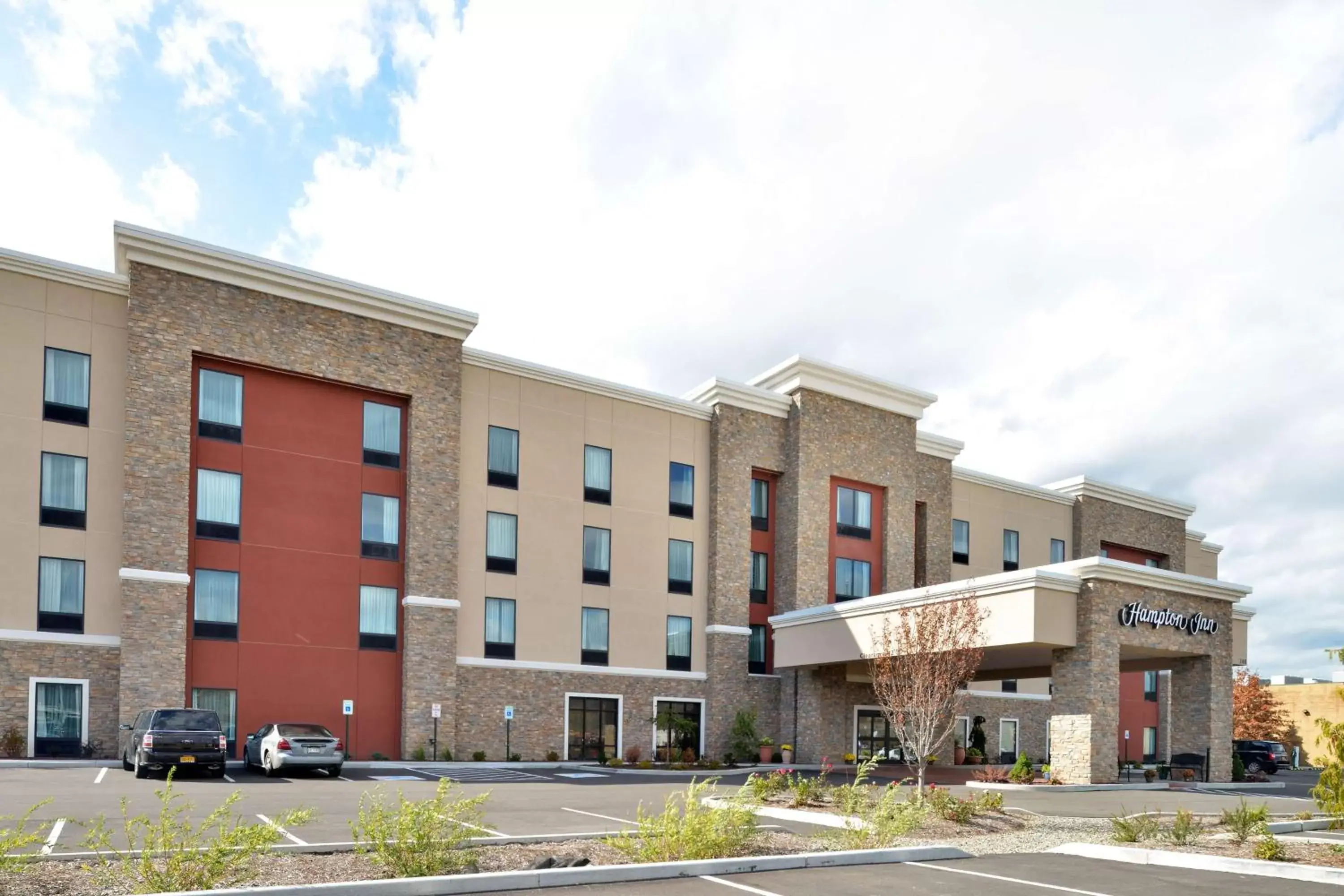 Property Building in Hampton Inn Corning/Painted Post