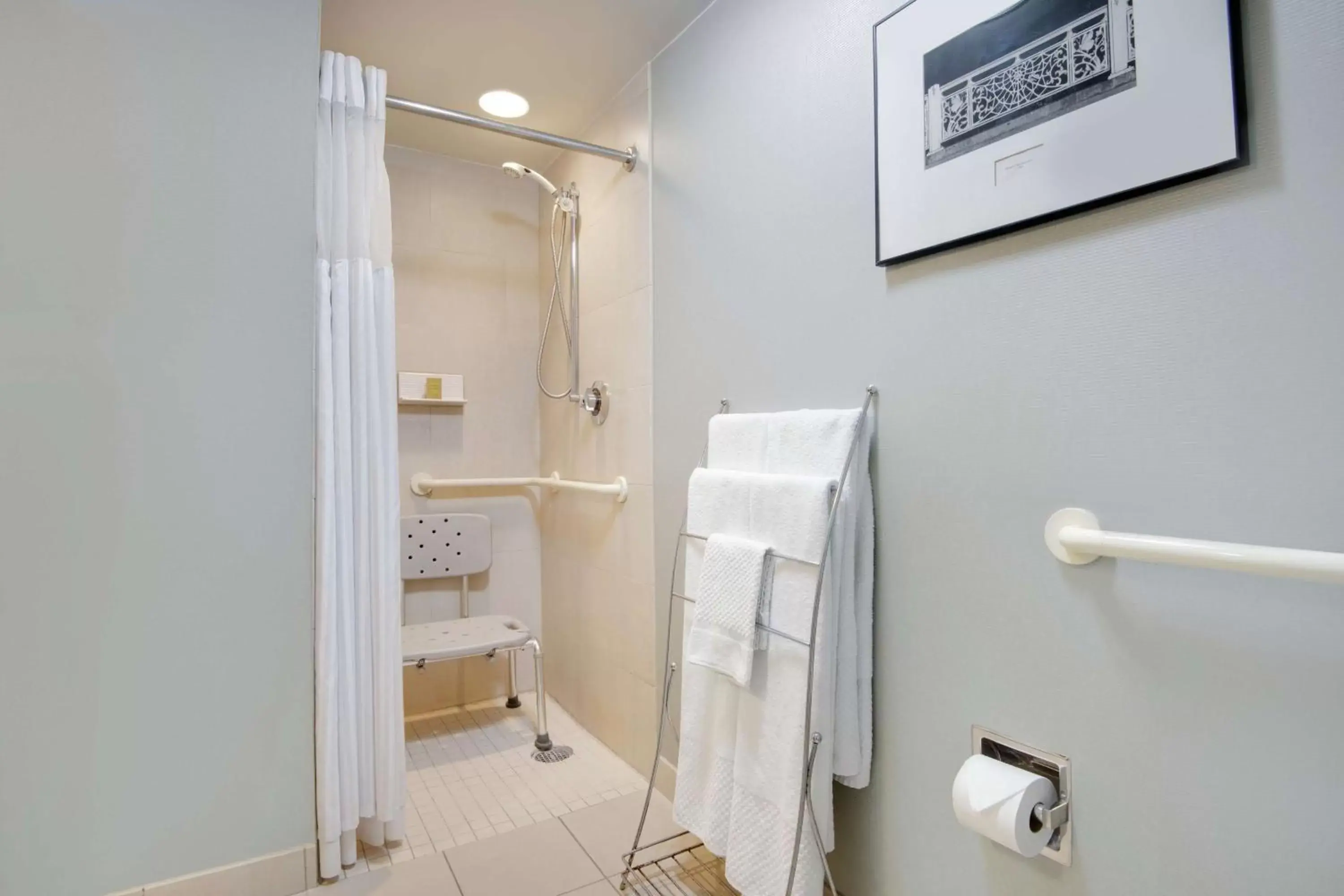 Bathroom in Hilton Stamford Hotel & Executive Meeting Center