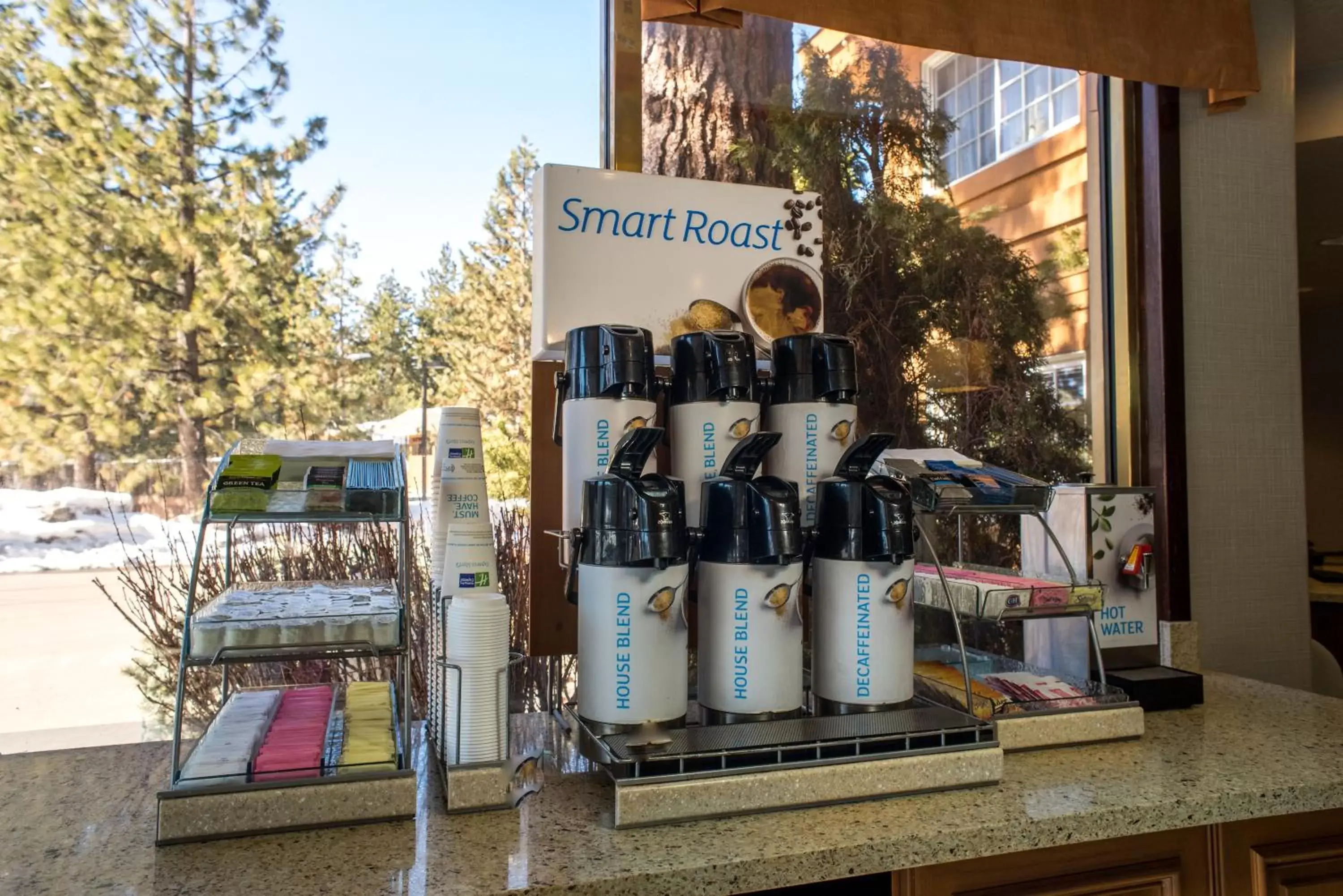 Coffee/tea facilities in Holiday Inn Express South Lake Tahoe, an IHG Hotel