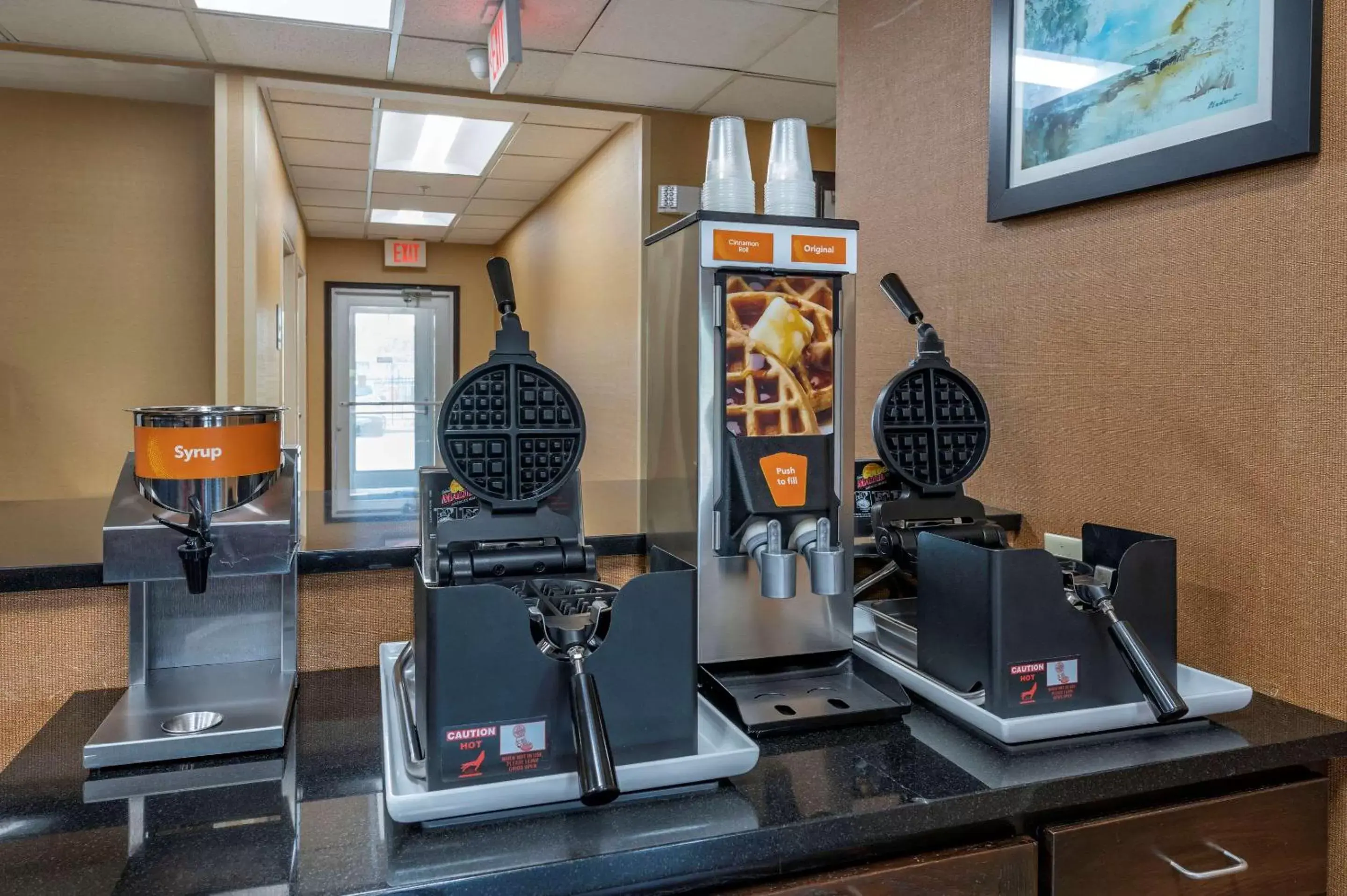 Restaurant/places to eat, Fitness Center/Facilities in Comfort Inn Indianapolis East